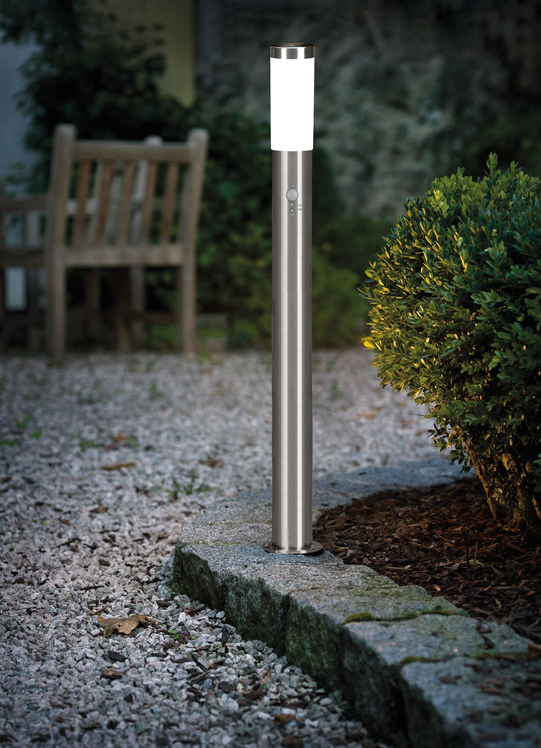 EGLO Luce di percorso per esterni a LED Helsinki 1, luce per esterni a 1 fiamma con rilevatore di movimento, luce di percorso a sensore in acciaio inox in argento e plastica in bianco, presa E27, IP44