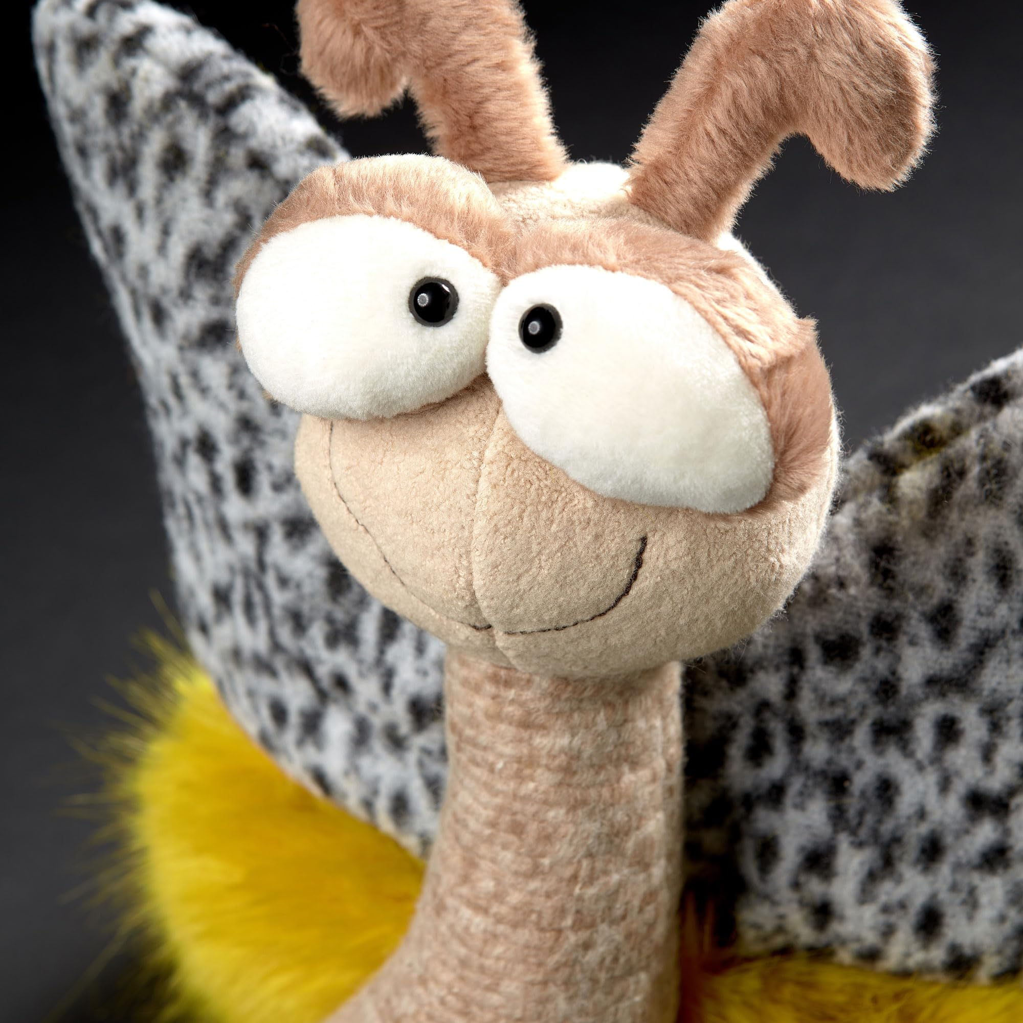 sigikid Plüschtier Happy Day, BeastsTown für Kinder und Erwachsene zum Sammeln, Schenken, Spielem, Schmusen, Beige/Gelb/Schmetterling