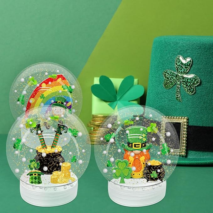 DIY St. Patrick's Day Glitter Snow Globes!