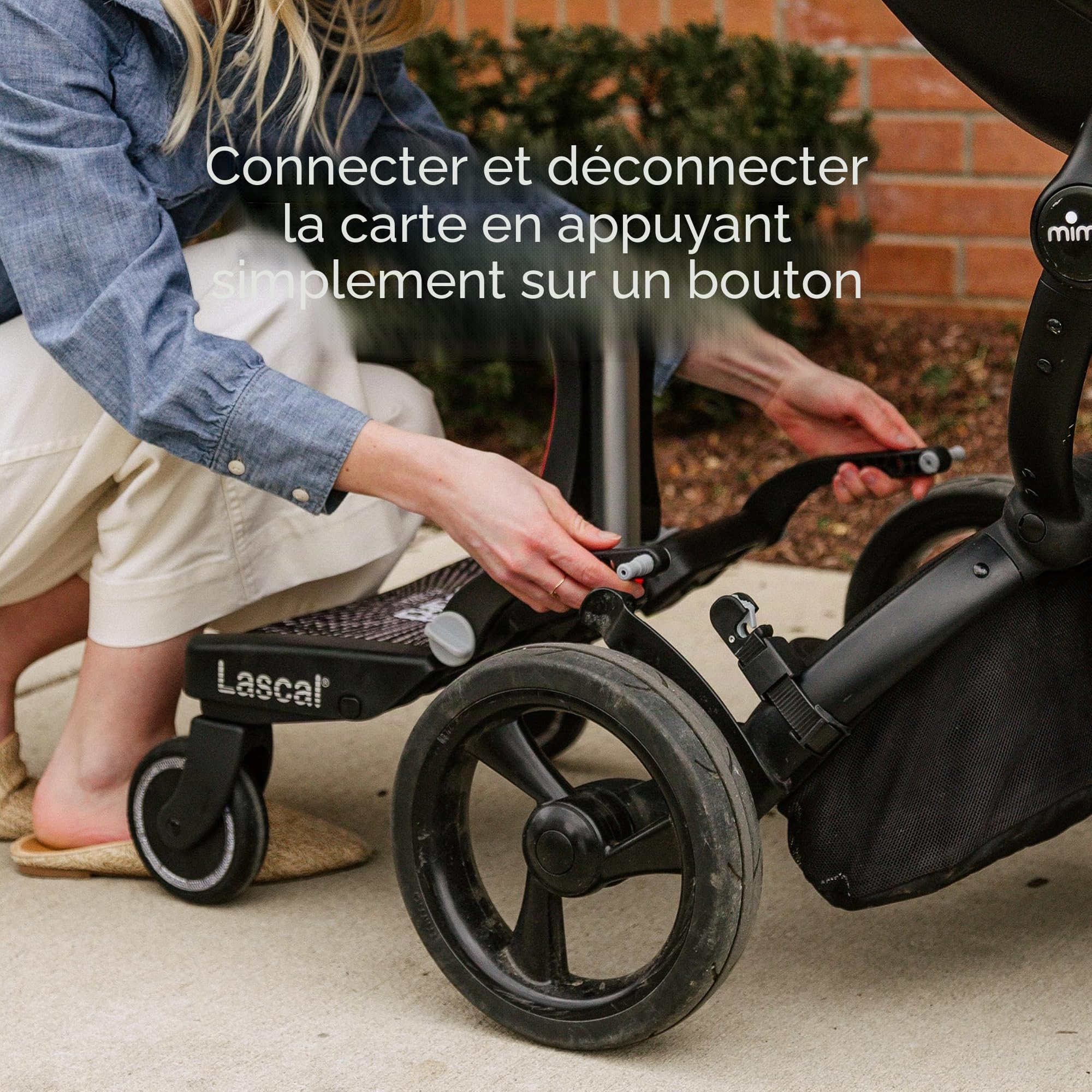 Lascal BuggyBoard Maxi, Planche BuggyBoard avec grande plateforme, Accessoire poussette pour enfants de 2 à 6 ans (22 kg), Compatible avec toutes les poussettes, noir