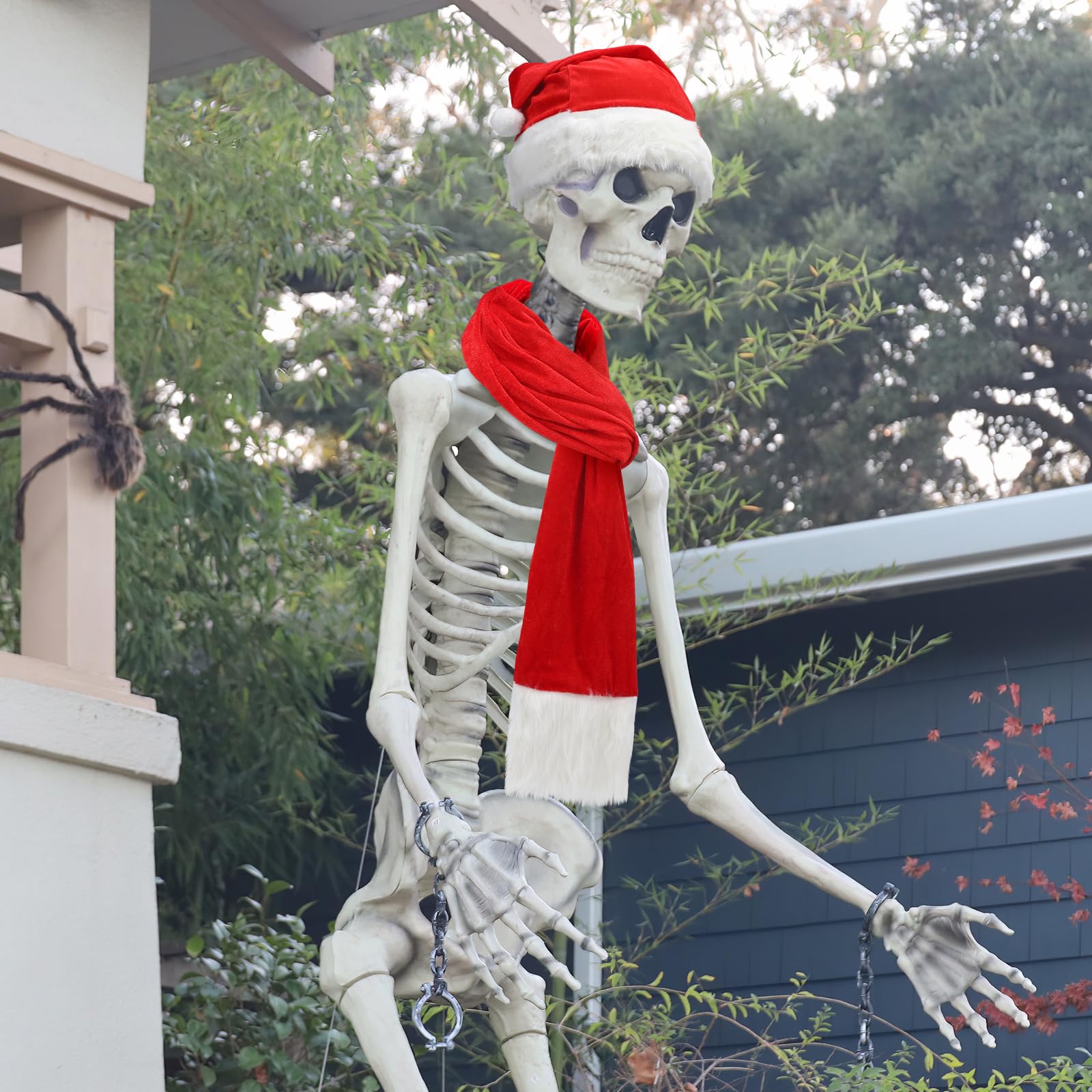 Amazon.com: Evervibe 4 Pcs 12 ft Skeleton Santa Hats and Scarves Giant  Skeleton Costume Accessories Clothes for Christmas Decoration(Long Plush) :  Clothing, Shoes & Jewelry