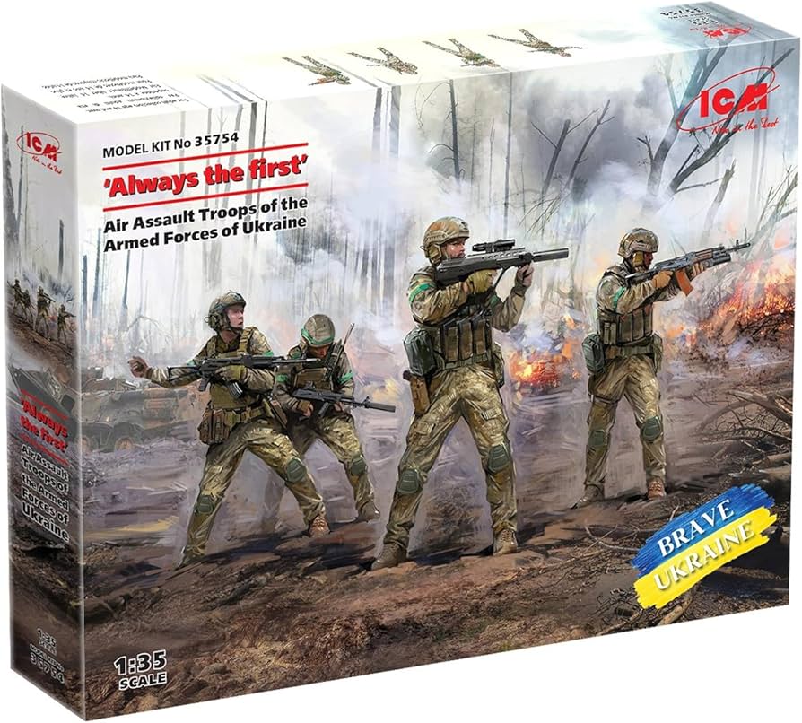 Amazon | ICM 1/35 ウクライナ 航空突撃部隊 プラモデル 35754