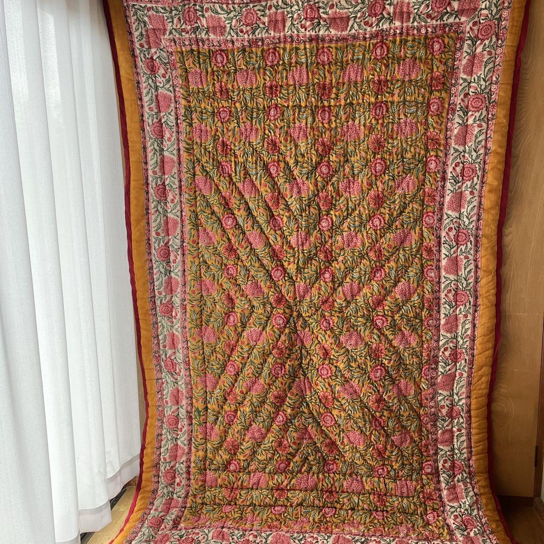 アクタス インド ブロックプリント 中綿入りキルト オレンジイエロー