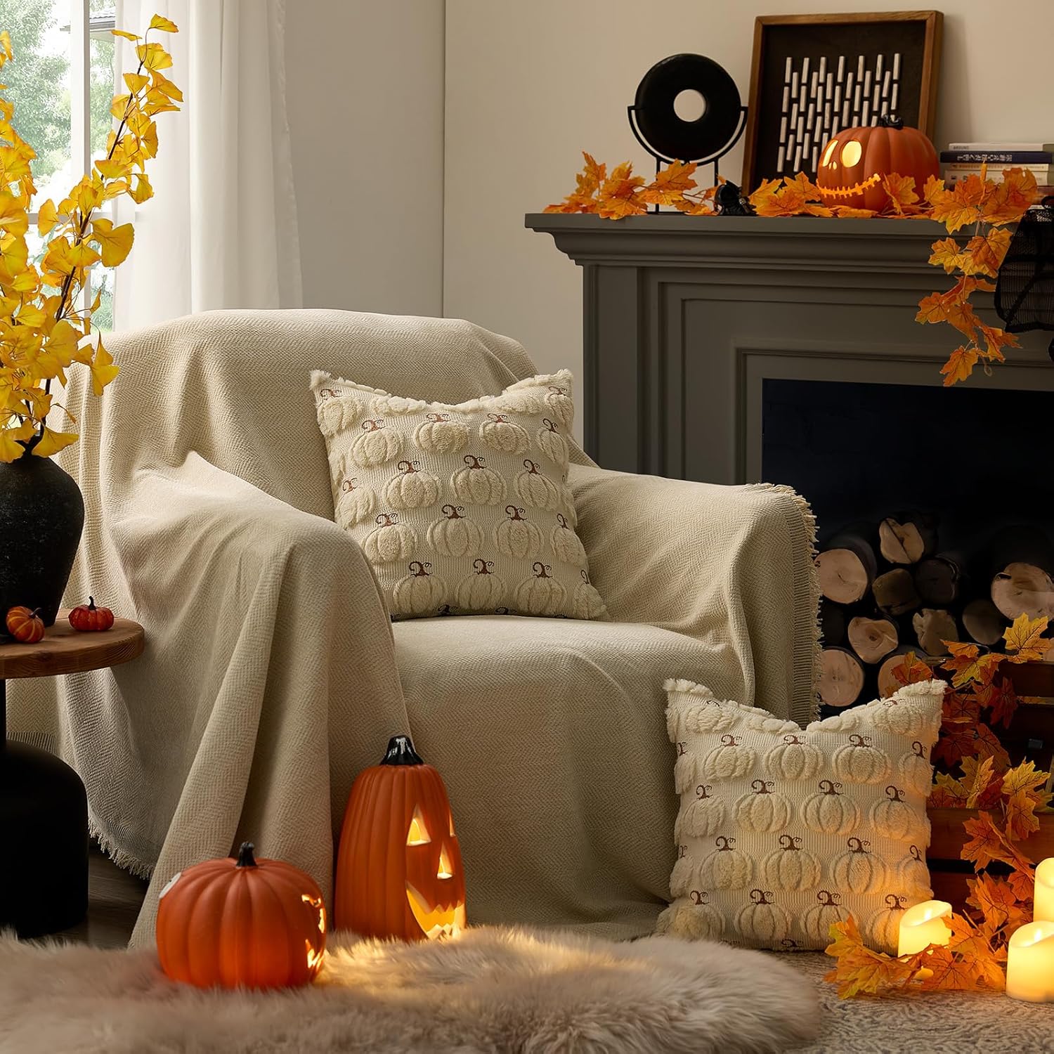 GIGIZAZA Fall Beige Pillow Covers 18x18, Set of 2 Halloween Decorative Pumpkin Throw Pillow Covers for Couch Living Room Cute Cushion Covers Faux Fur Farmhouse Pillows Cases