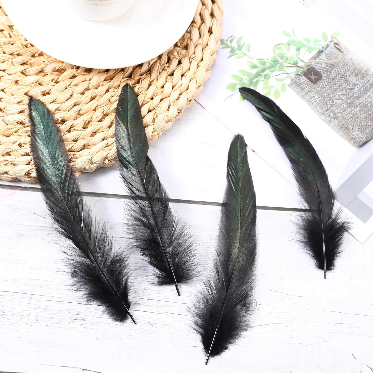 SOGUGOM Black Rooster Tail Feathers - 200 pcs 5-7 inch Craft Feathers Bulk for Craft Projects, Halloween, Hats and Cocktail Table Centerpieces(Black) - Image 6