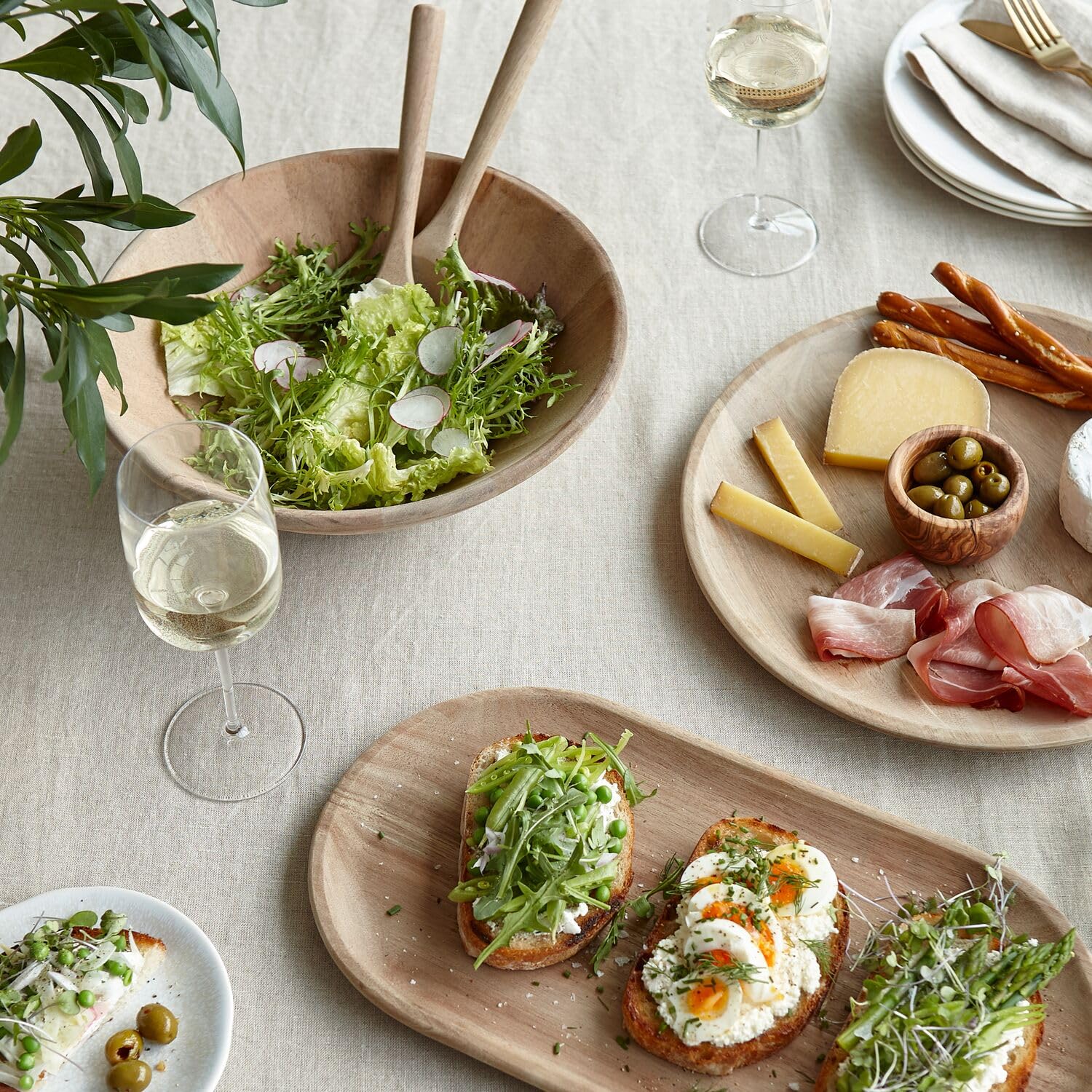 Sur La Table 2-Piece Light Acacia Wood Servers, Tan