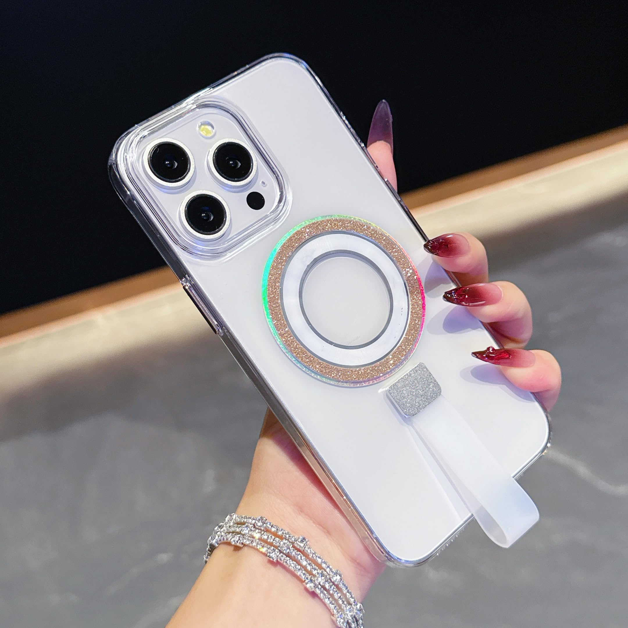 Coque dragonne magnétique iPhone 16 Pro idéale pour selfies - 7