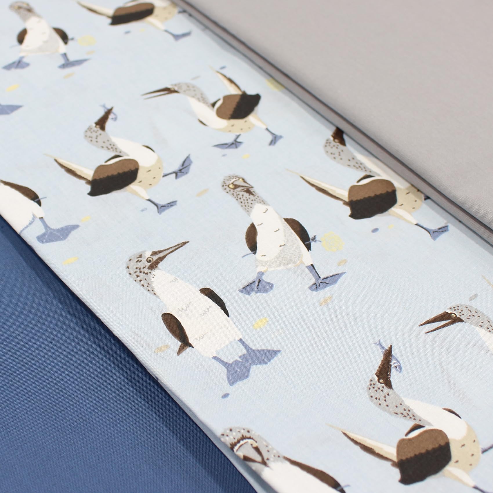 VmG-Store 1.5 m Cotton Fabric Set Design Fabric + 2 x Plain Colour Coordinated 100% Cotton Material Selection (Seagulls Set34) - Image 2