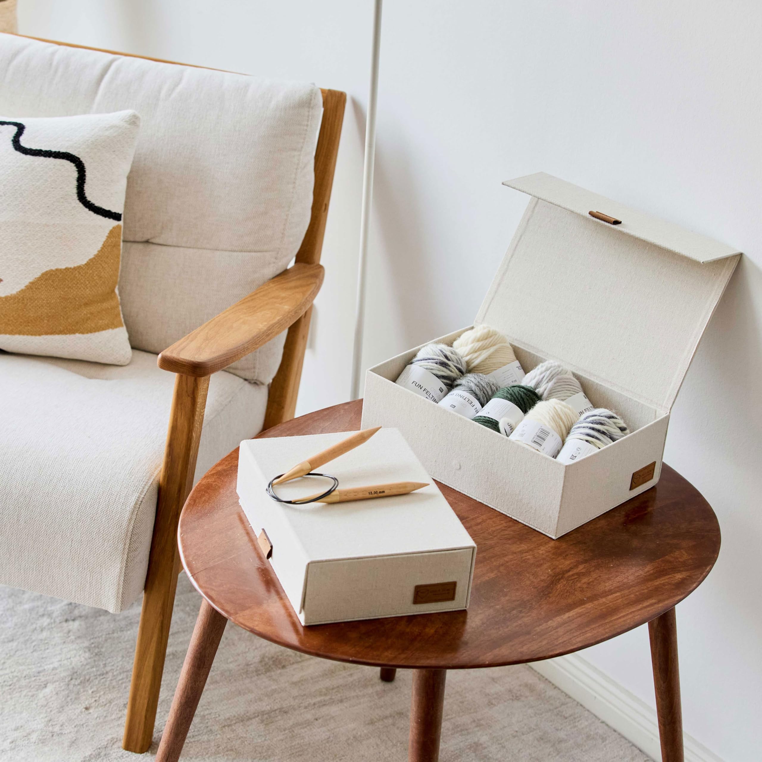 LOVE IT STORE - Premium - Set di 2 scatole in tessuto di lino, chiusura magnetica, impilabili, per documenti, ufficio e accessori, 28x20x8,5 cm & 32x22x10,5 cm