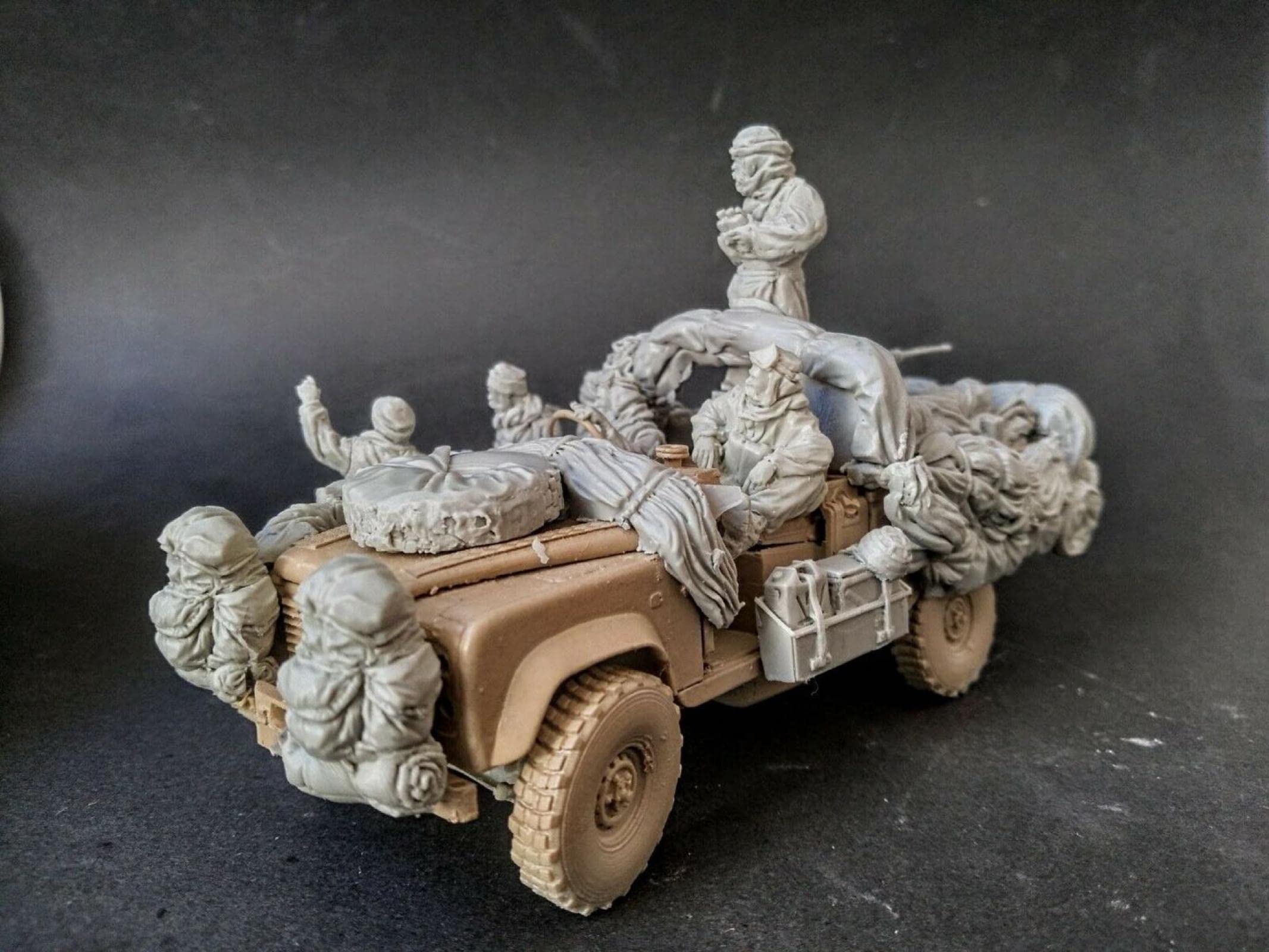 1/35 WWII US Army Officer and Driver Resin Soldier Model Kit (2 Person, No Car)/Kit miniature non assemblé et non peint/YH-3093 Goodmoel 1/35 WWII US Army Officer and Driver Resin Soldier Model Kit (2 Person, No Car)/Kit miniature non assemblé et non peint/YH-3093 Goodmoel
