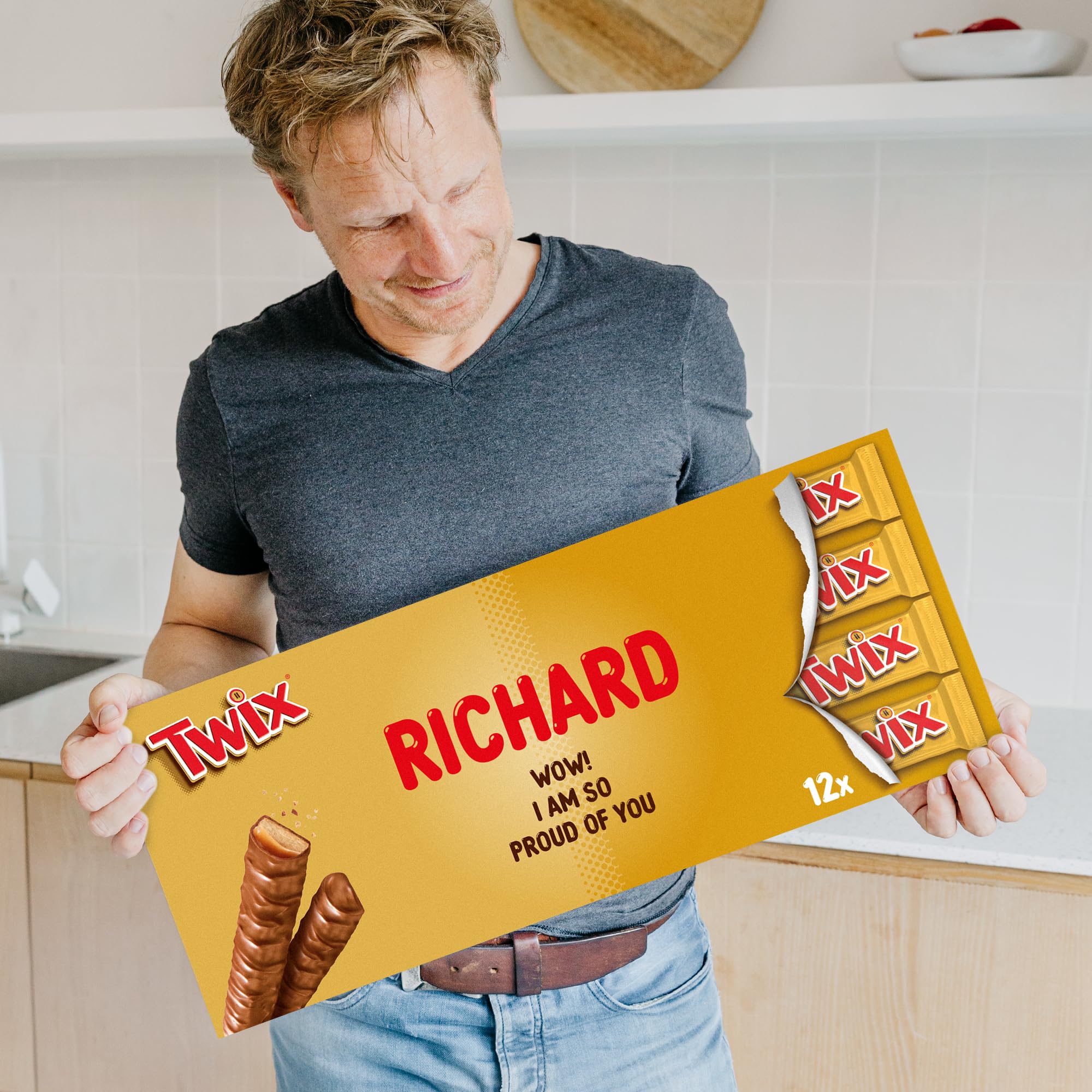 XXL Twix Barre de chocolat personnalisée - Personnalisez votre boîte cadeau géante en chocolat au lait, le cadeau pour les femmes, les hommes (16 x 50g)