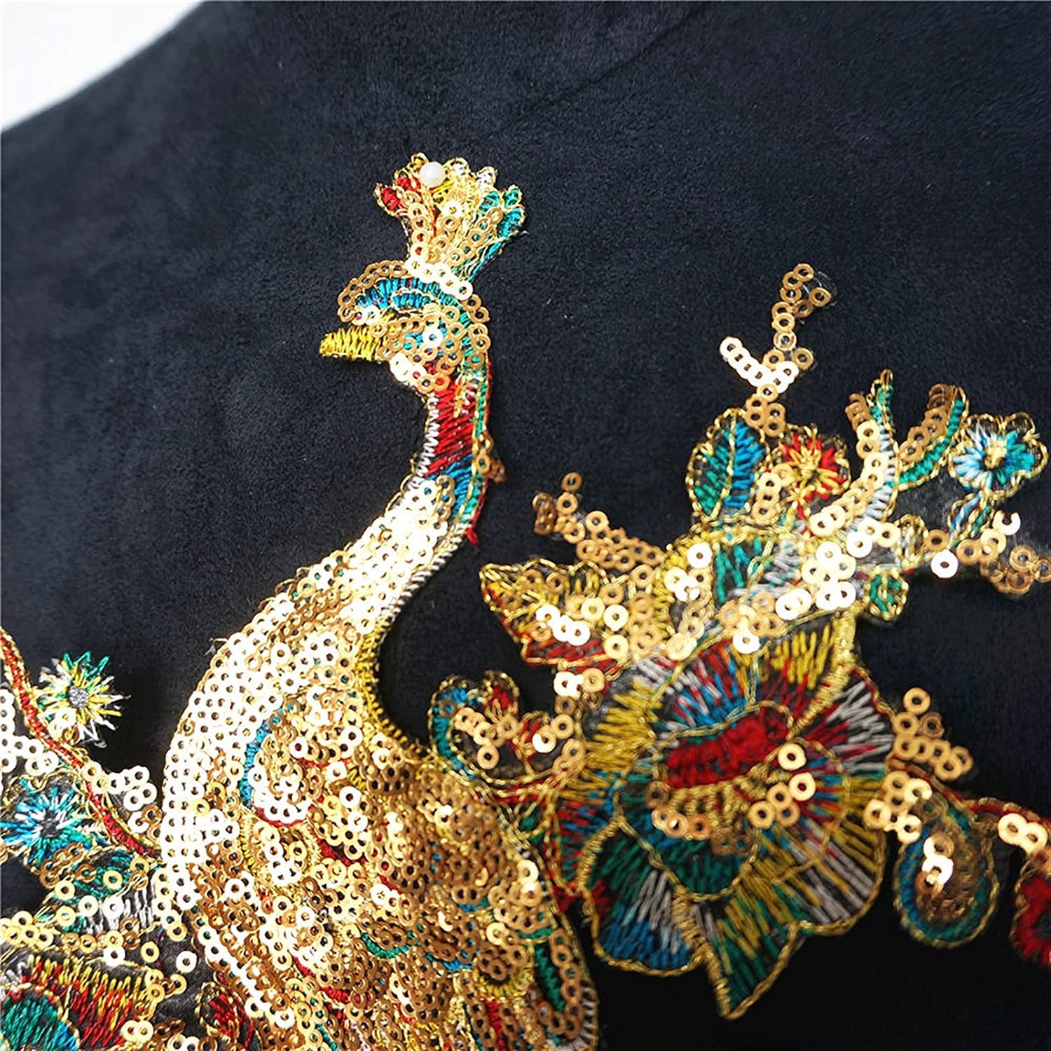 Appliqué Decorativi per Abiti da Cerimonia, Arcobaleno Paillettes Piuma Pavone Cucire Ferro sulle Toppe
