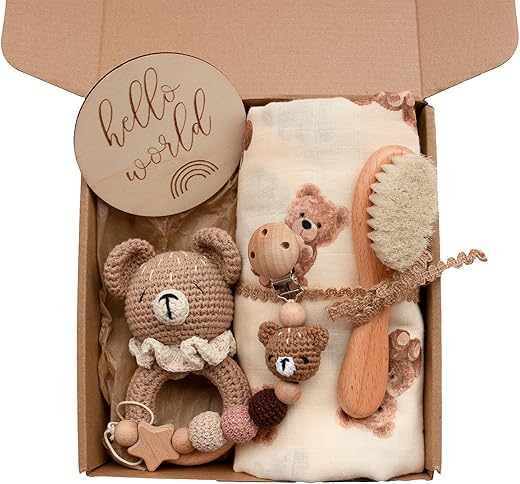 Genérico Pack de 4 Regalos Bebes Recien Nacidos, diseño Unico, Que Incluye Accesorios Bebe Recien Nacido: Manta Bebe, Manta de muselinas, sonajero, mordedor Bebe, y Cepillo Bebe