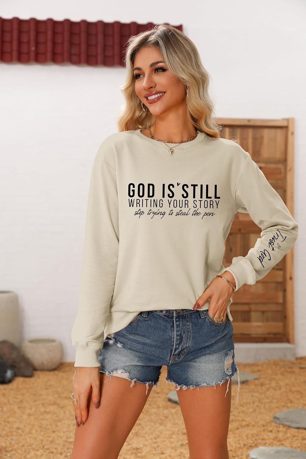 God Is Still Writing Your Story Stop Trying To Steal The Pen Crewneck Sweatshirts Women Christian Graphic Pullover - Image 2