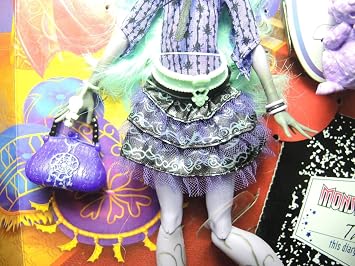 Monster High 13 Wishes Twyla Doll