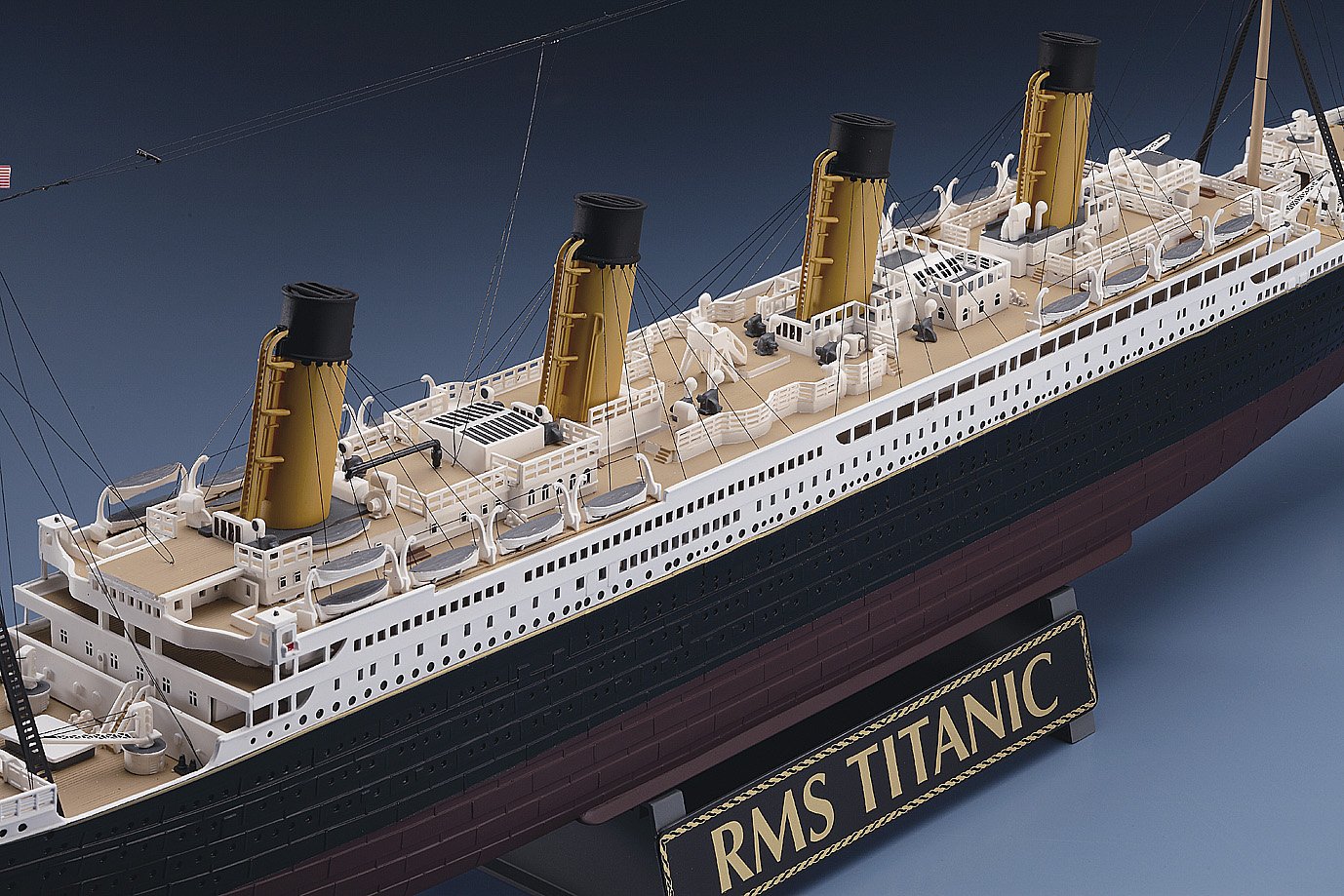 2012年発売 絶版】R.M.S タイタニック 竣工100周年記念 ハセガワ-
