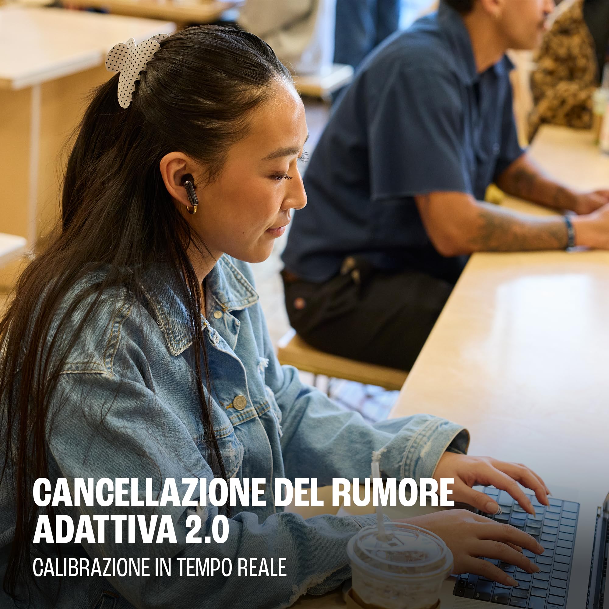 JBL Live Flex 4, Auricolari Wireless con Cancellazione Adattiva del Rumore, Bluetooth, Autonomia di 50 Ore, Impermeabilità IP54, Smart Charging Case, Nero