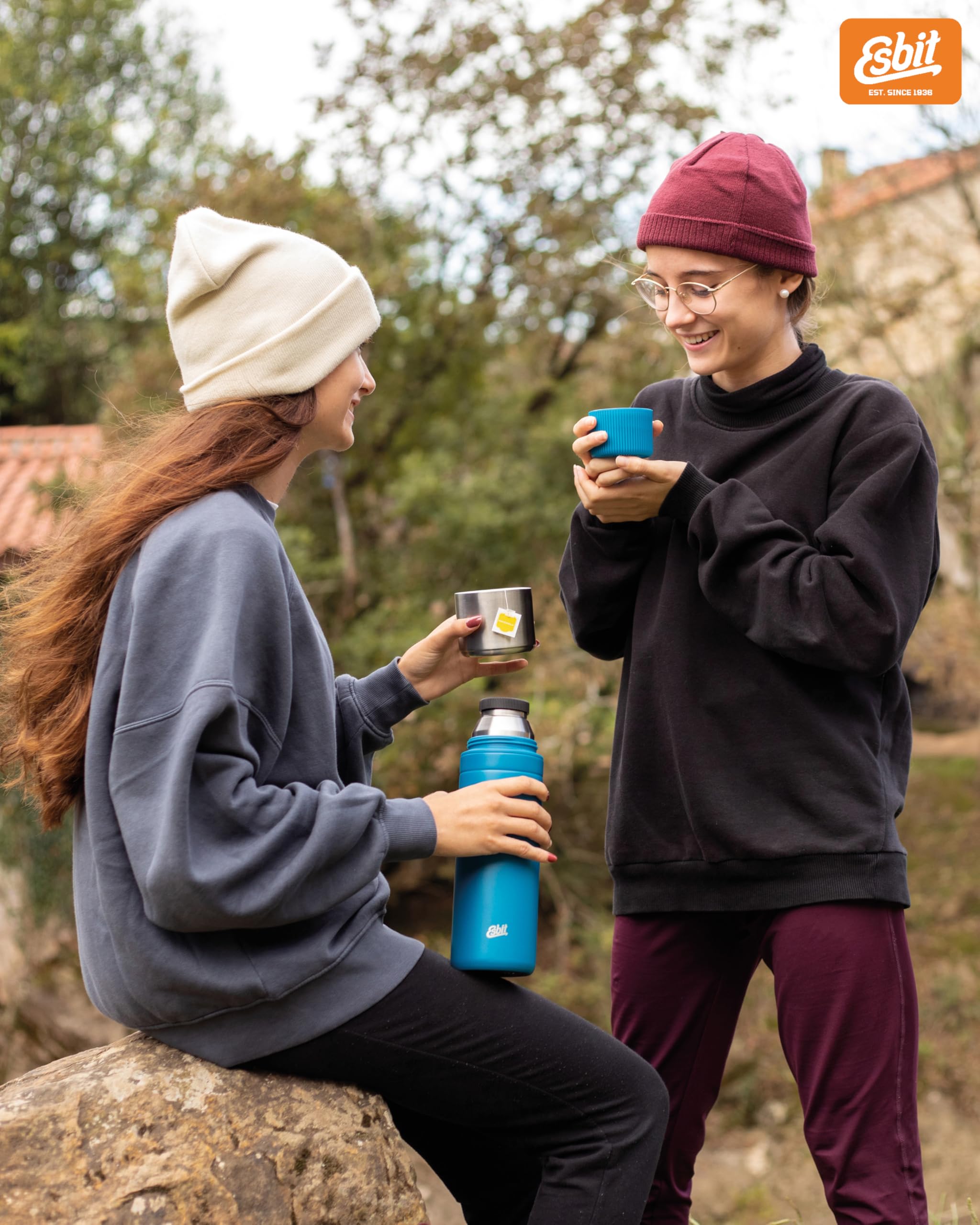 Esbit Isolierflasche Majoris mit Becher - Trinkflasche 1000 ml aus Edelstahl in Polar Blue - für warme und kalte Getränke