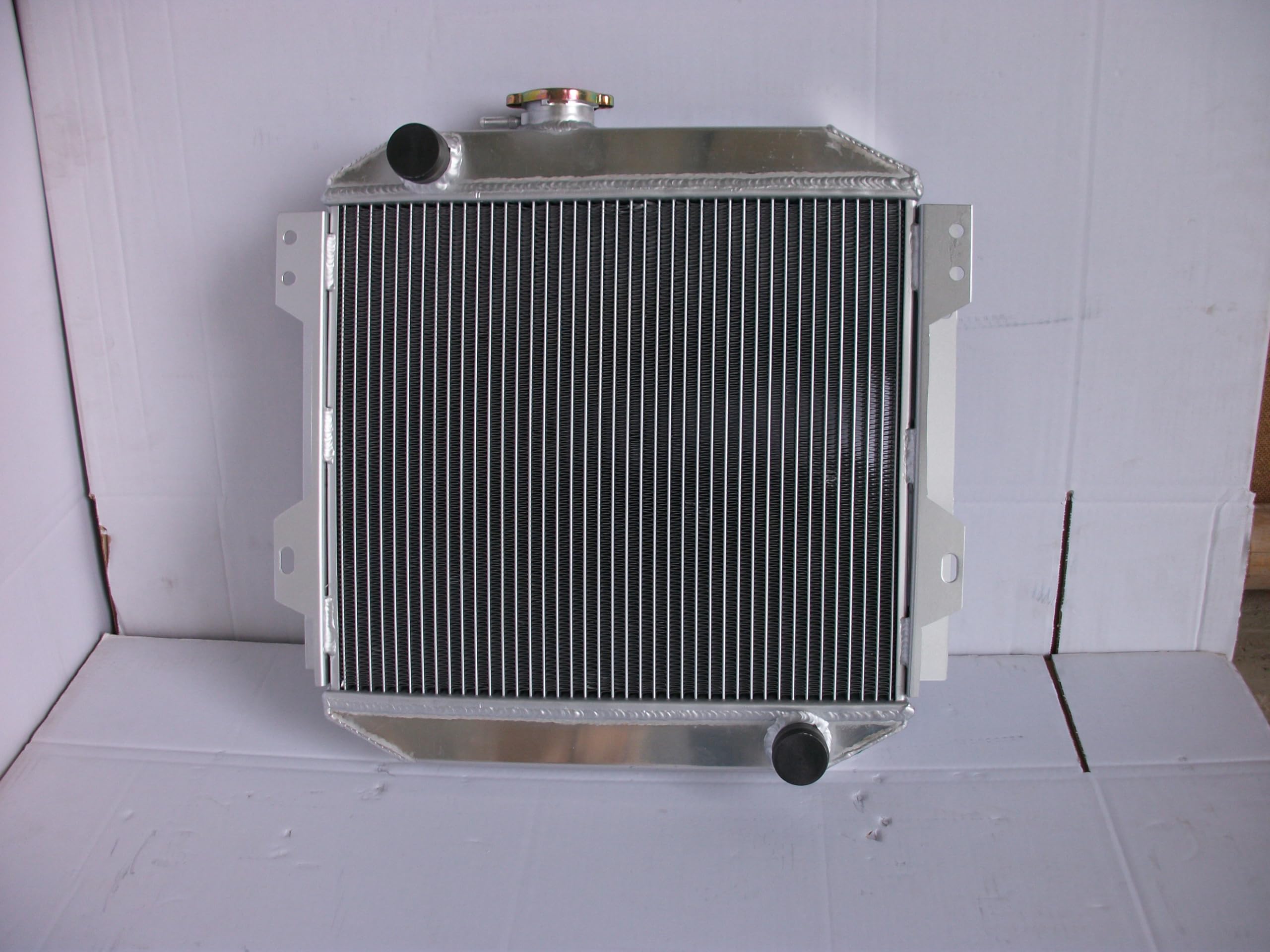 Radiatore in Alluminio per Ford Escort 1600/2000 Capri MK2/MK3 GECP Cortina OHV 1.3/1.6/2.0L Benzina 1970-1988