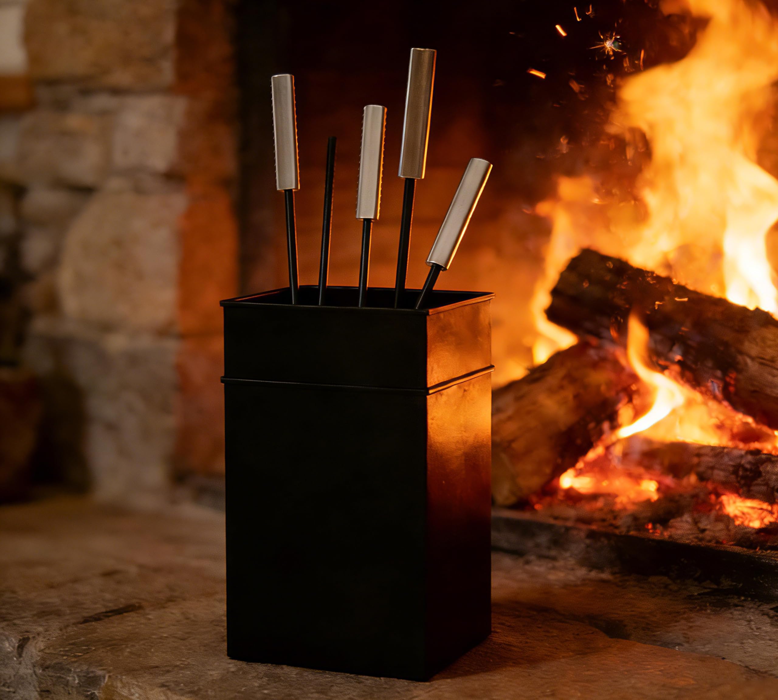 Juego de elegantes herramientas para chimenea de Kingsons Incluye cepillo, pala, atizador y pinzas con mangos de acero inoxidable Diseño elegante para quemadores de leña y chimeneas Set de accesorios