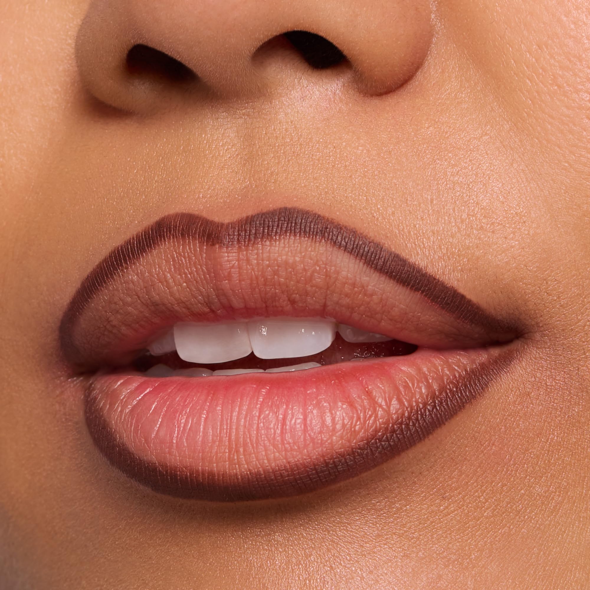 Matte Comfort Perfilador De Labios 8H #11-Chestnut Perfection 0,30 Gr Cura della persona e salute