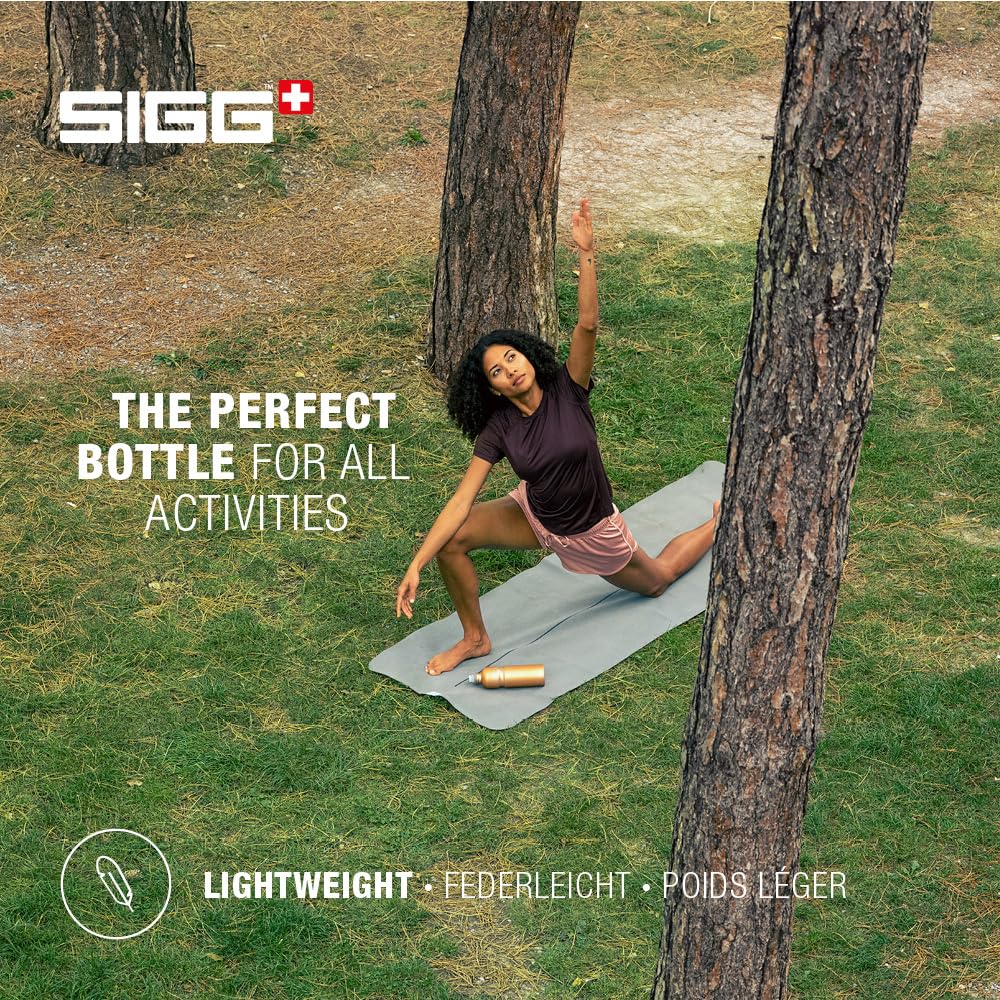 Sigg - Gourde Aluminium - Move MyPlanet Copper - Certifiée Neutre En CO2 - Légère - Adaptée Tous Types de Porte-Bidon - Sans BPA - Gourde Vélo, Sport, Running - Cuivre - 0,75 L