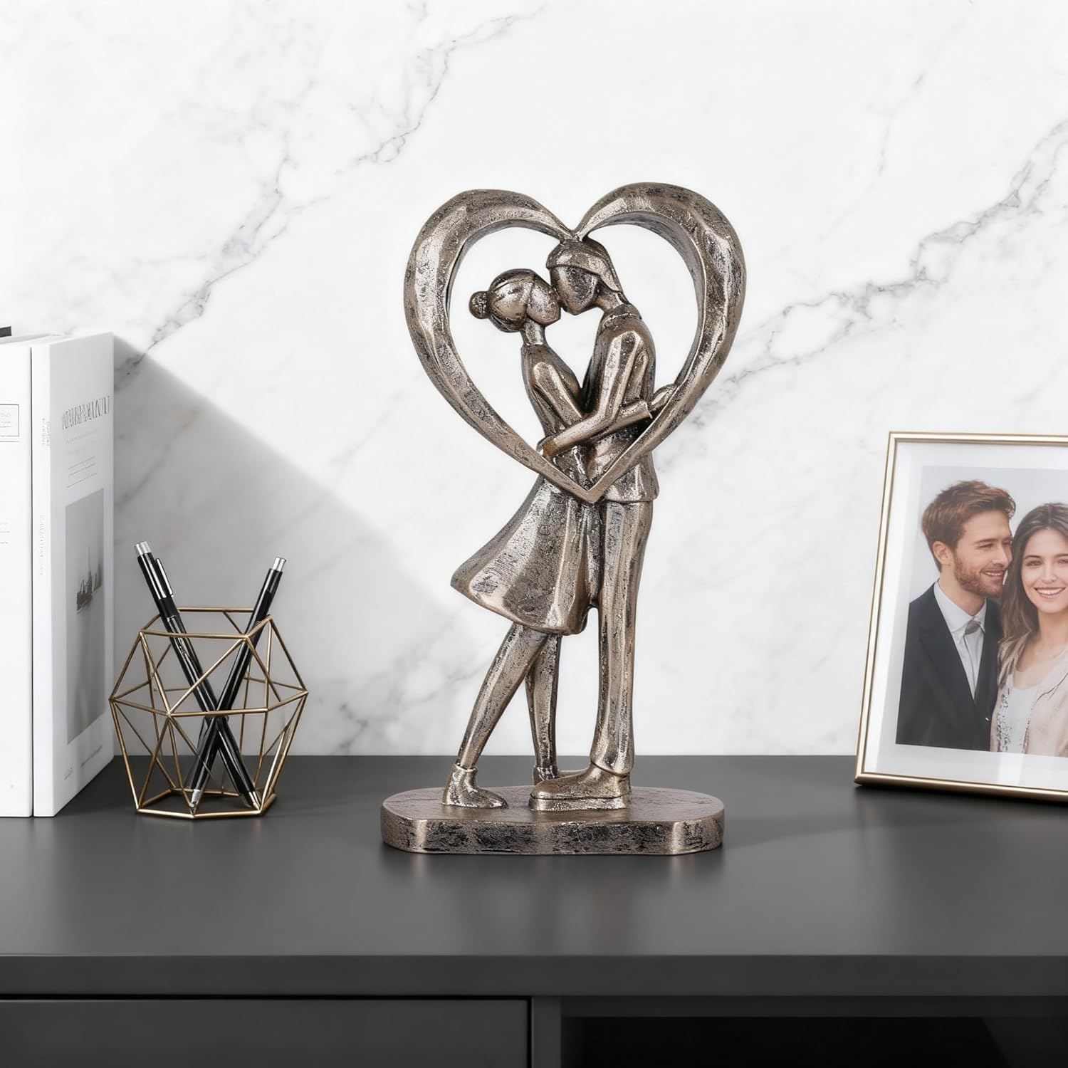 WUBIANJIE Couple Statue for Bedroom Decor,Romantic Couple Figurine,Gift for Weddings Valentine's Day and Anniversaries Decoration Figurine for Girlfriend,Bridal Shower,Engagement Gifts for Couples