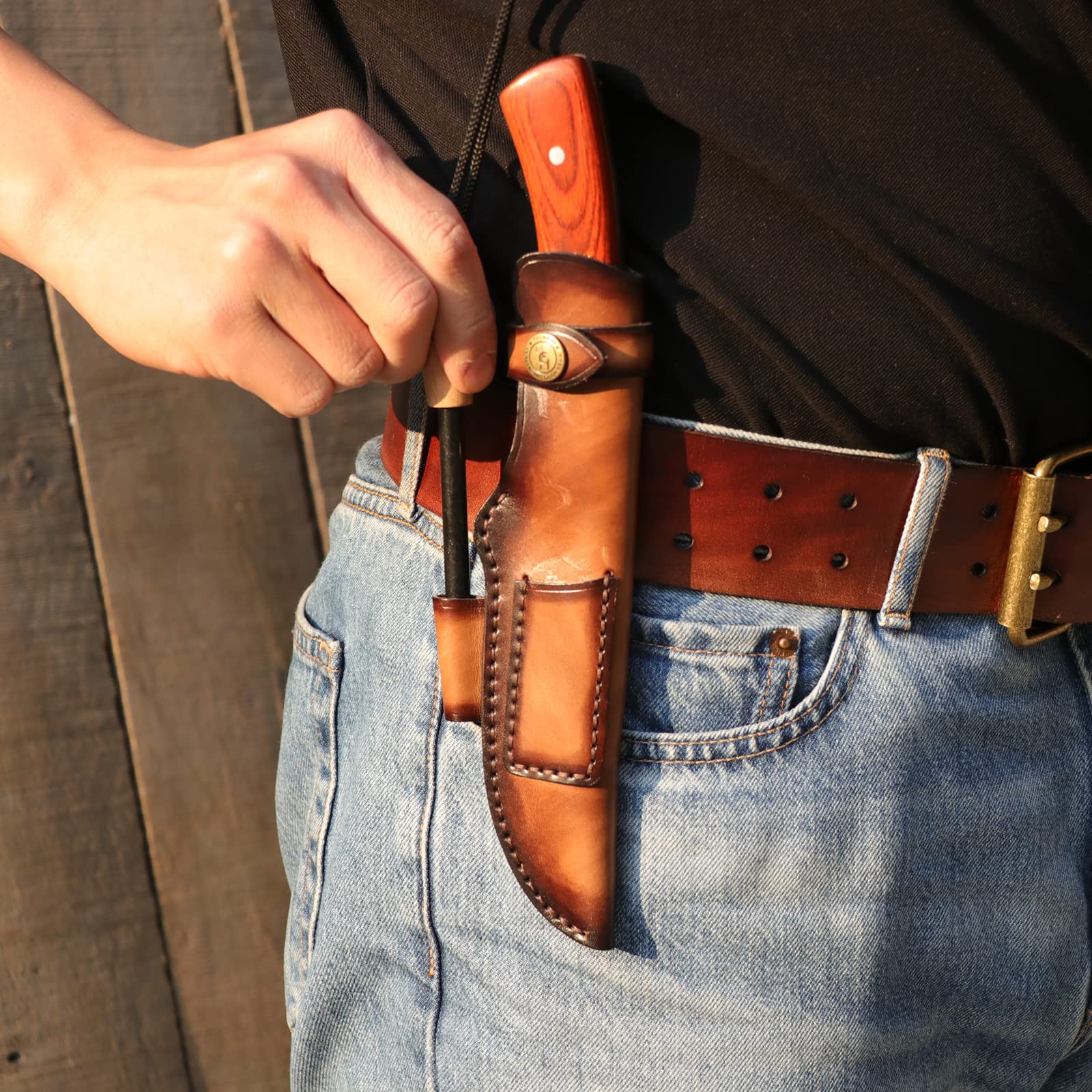 TOURBON Fodero per coltello in vera pelle fatto a mano con supporto per accendifuoco per Bushcraft da caccia in campeggio