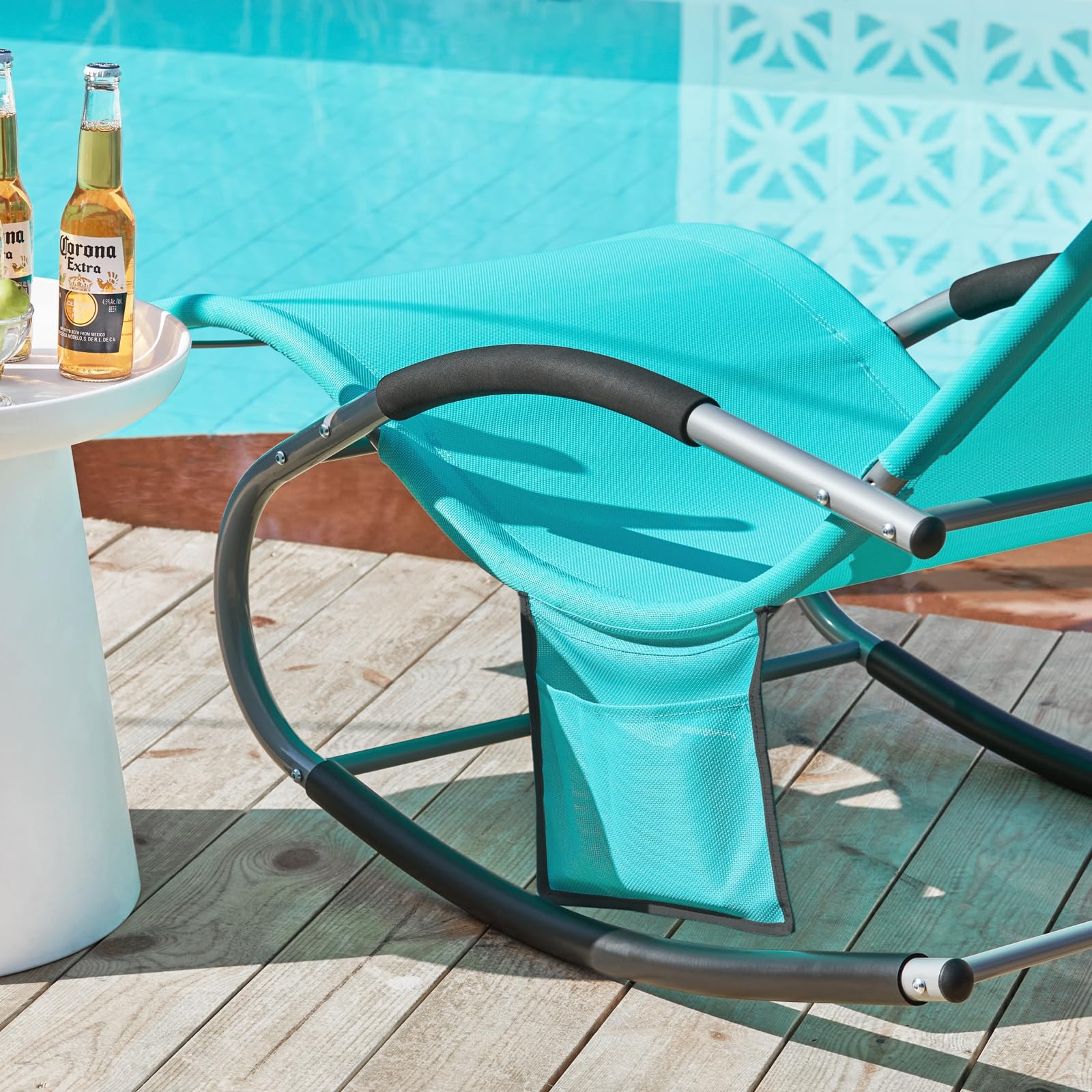 SoBuy Chaise Longue Transat Pliable Jardin Fer – Bain de Soleil Ergonomique à Bascule Relax – Fauteuil Extérieur Confortable Plage pour Terrasse Balcon Camping, Bleu, OGS28-HB
