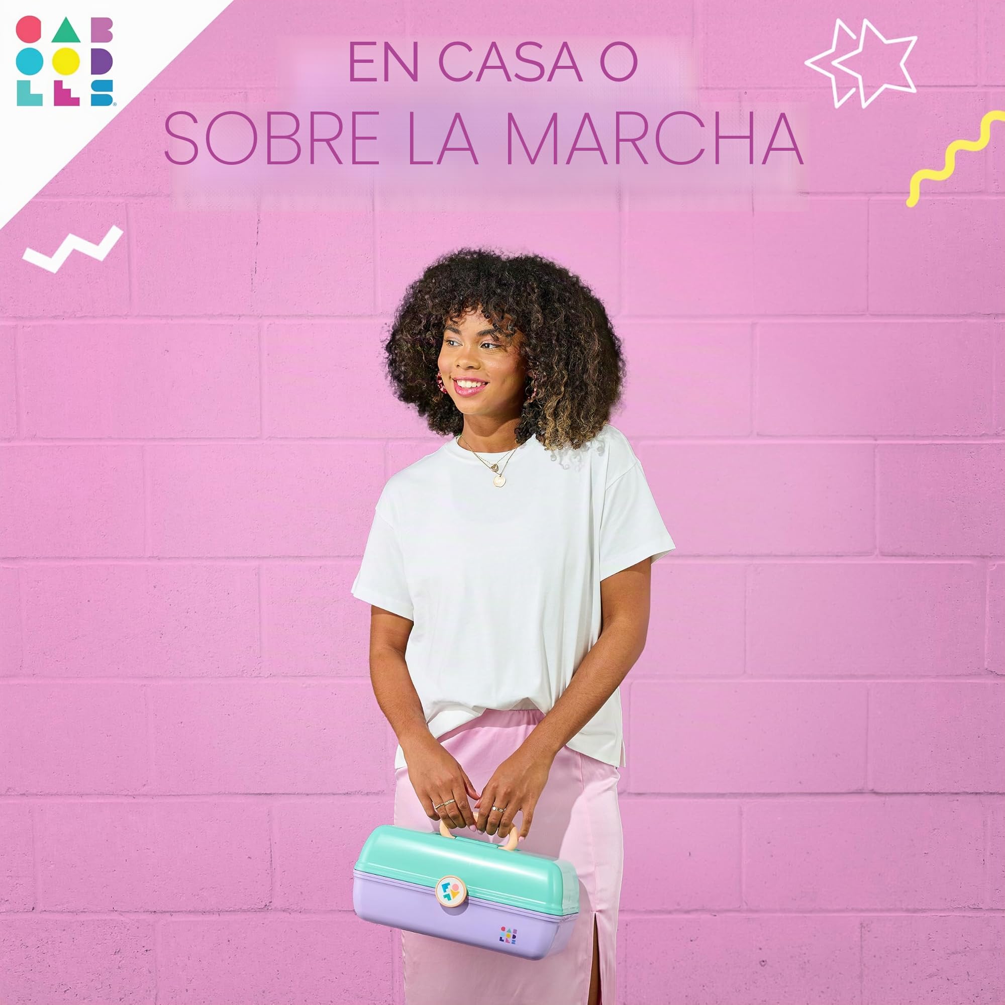 Caboodles On-The-Go - Caja de Maquillaje para niñas, Caja organizadora de Maquillaje de plástico Duro, Espejo Integrado, Cierre Seguro para Viajes Seguros, Amplio Almacenamiento para artículos