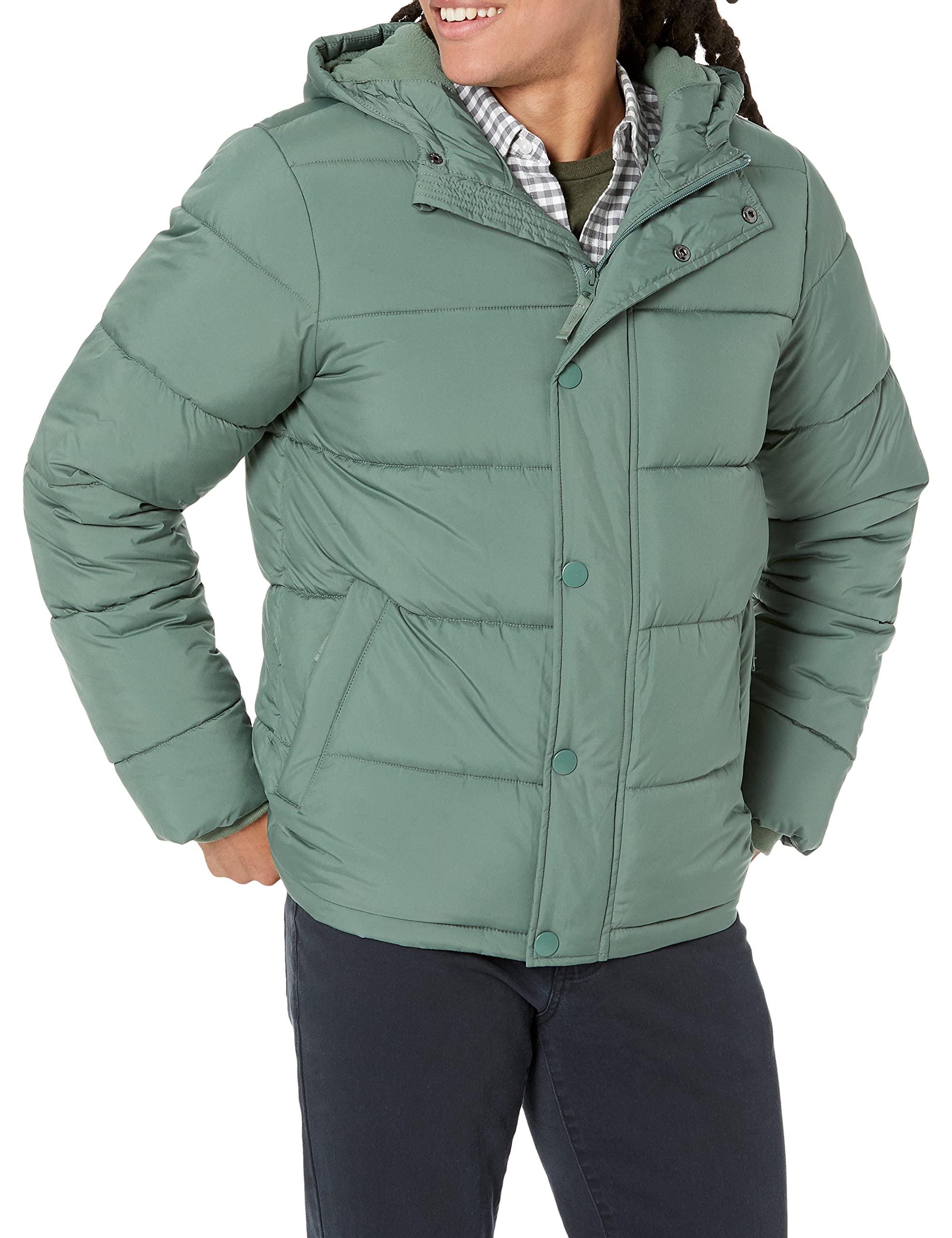 Photo 1 of Amazon Essentials Men's Heavyweight Hooded Puffer Coat Large Green