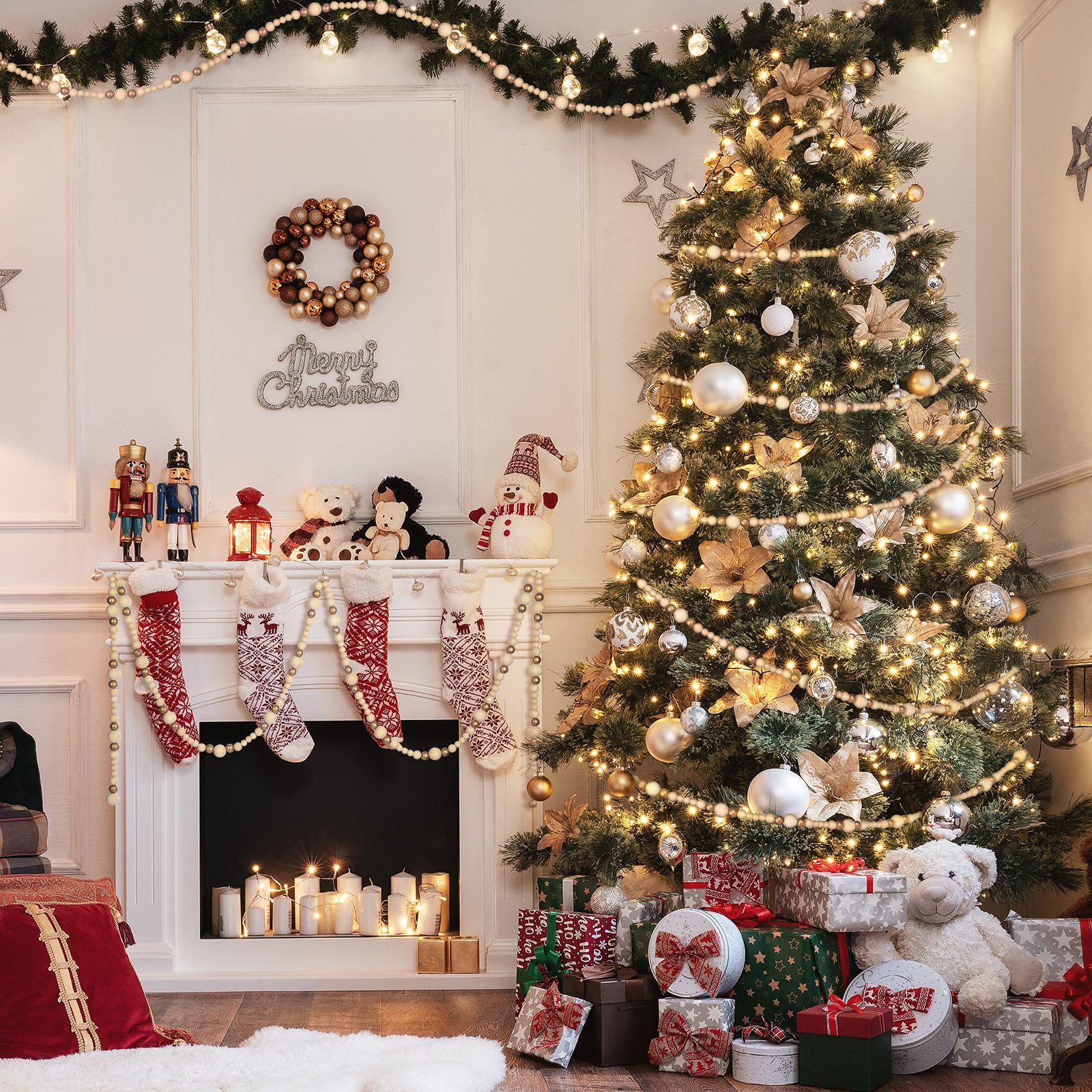 Lot de 4 guirlandes de perles en bois à suspendre pour sapin de Noël - 22 m - Blanc et doré - Décoration de Noël rustique - Décoration d'intérieur pour table, mur, vacances, cheminée
