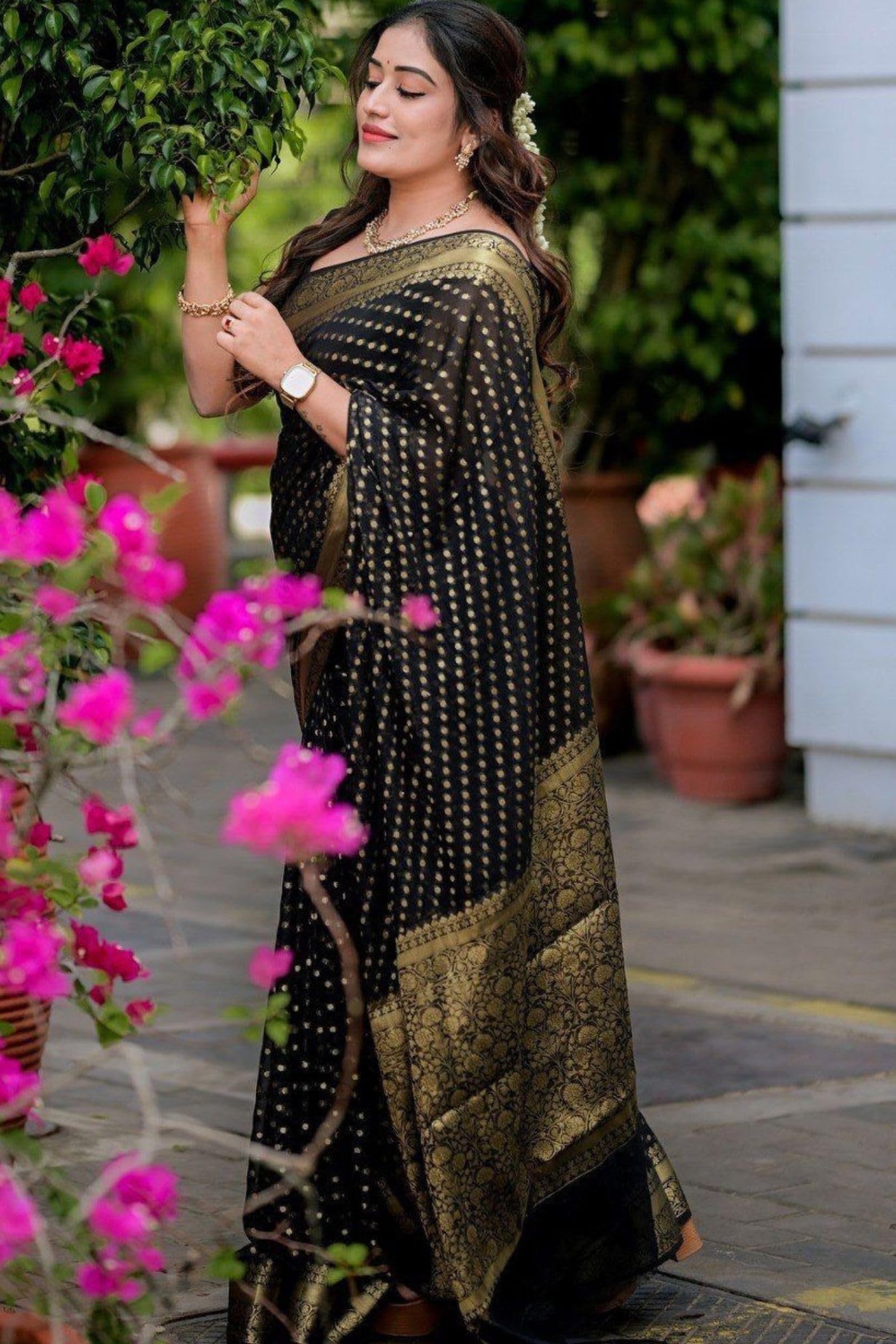 SGF11 Women's Kanjivaram Pure Soft Silk Saree With Unstitched Blouse Piece product image 3