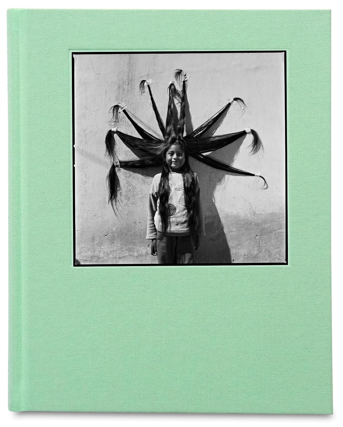 Las Pelilargas      Hardcover – April 28, 2026