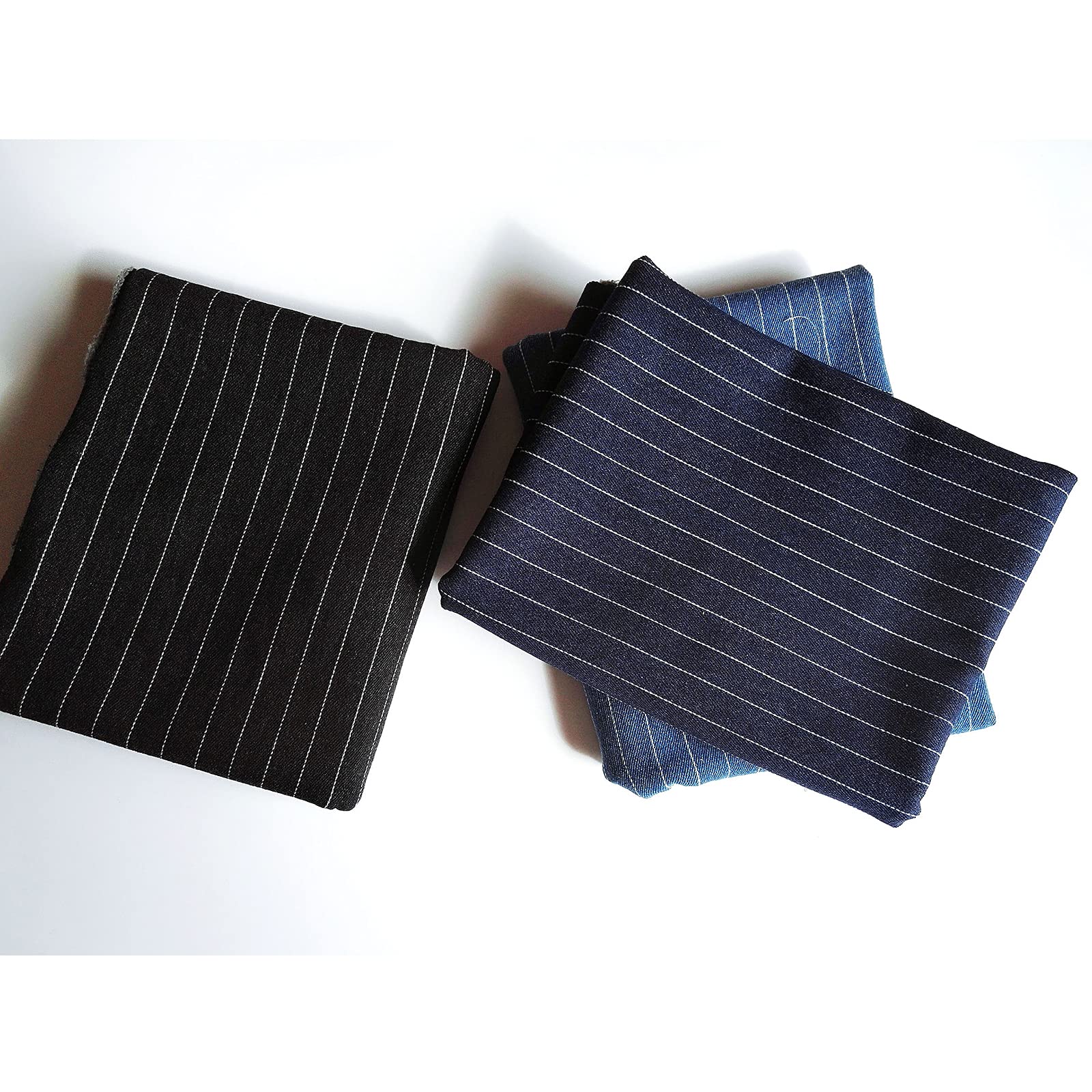 Tkanina Denim Stretch z nadrukiem, niebieska bawełniana tkanina dżinsowa w paski, niebieski K i czarny, 150 cm szerokości (czarny 200 cm)