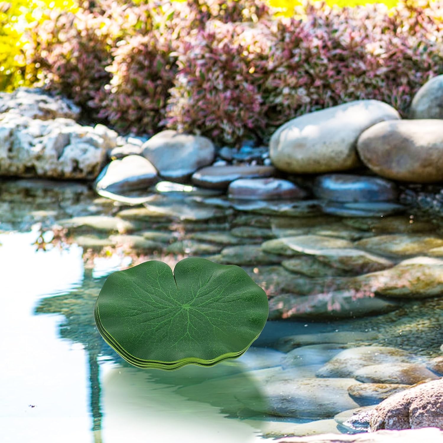 BESTonZON Artificial Floating Duckweed Plant and Fake Lotus Leaf Decor Set, Plastic Aquarium Plants with 2 Packs Duckweed and 4 Pieces 10cm Diameter Lotus Leaves, Fish Tank Decoration