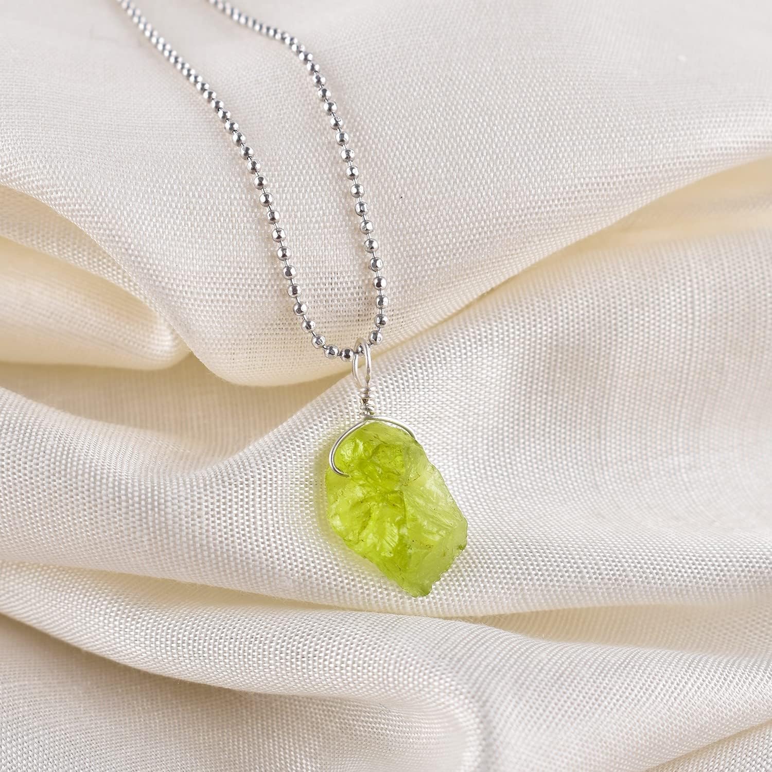 Natural Raw Peridot Gemstone Pendant Necklace, Rough Stones, Chakra Crystals, Silver Plated, August Birthstone, Handmade Jewelry, Minimalist, Wedding, Gift for Women, Mom, 18 inches - Image 5