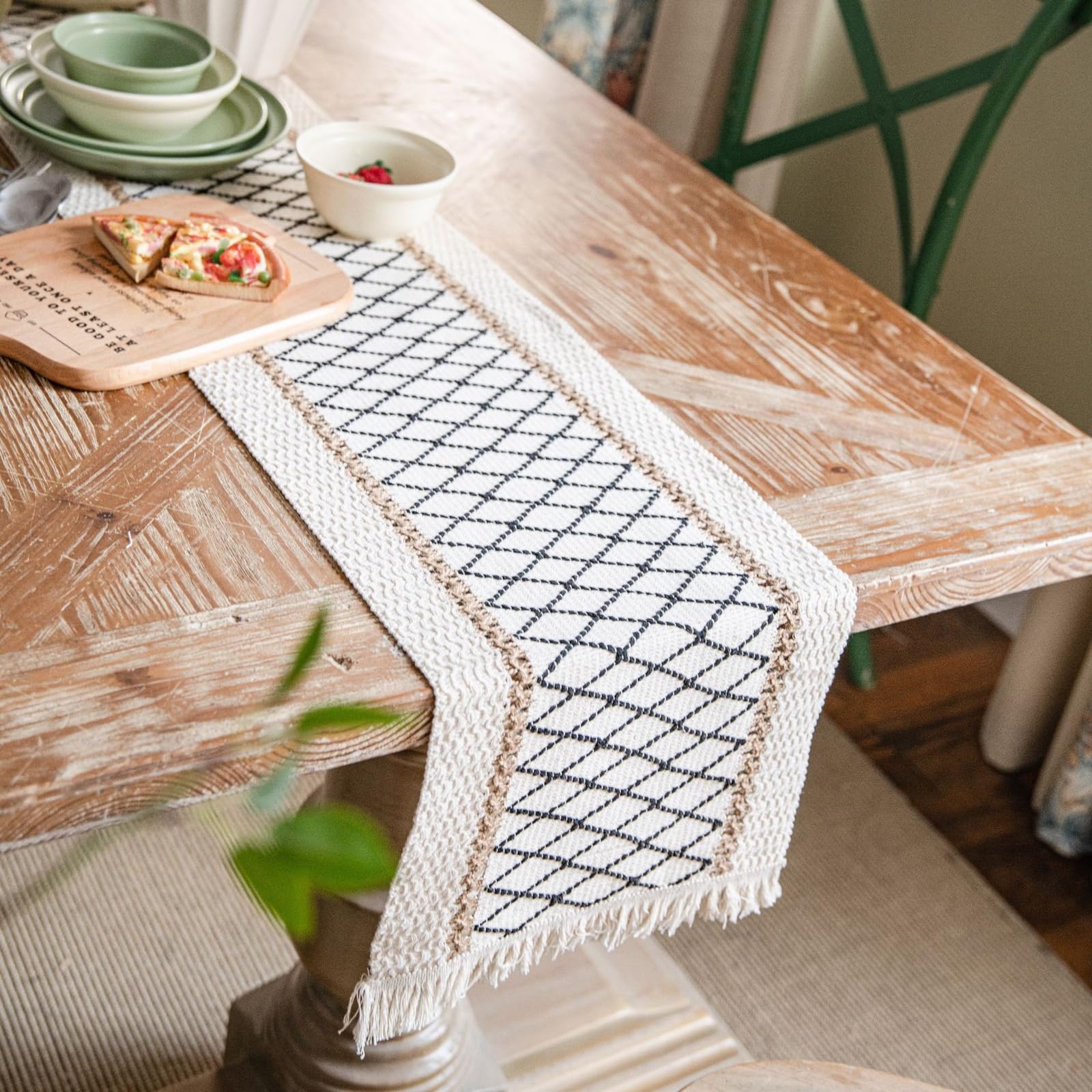 Tischläufer Baumwolle Leinen, Makramee Boho Tischläufer Esstisch Abwaschbar Gewebter Raute Kariert Muster mit Quasten Tischdecke für Küche Dekor, 30x350 cm, Beige Schwarz