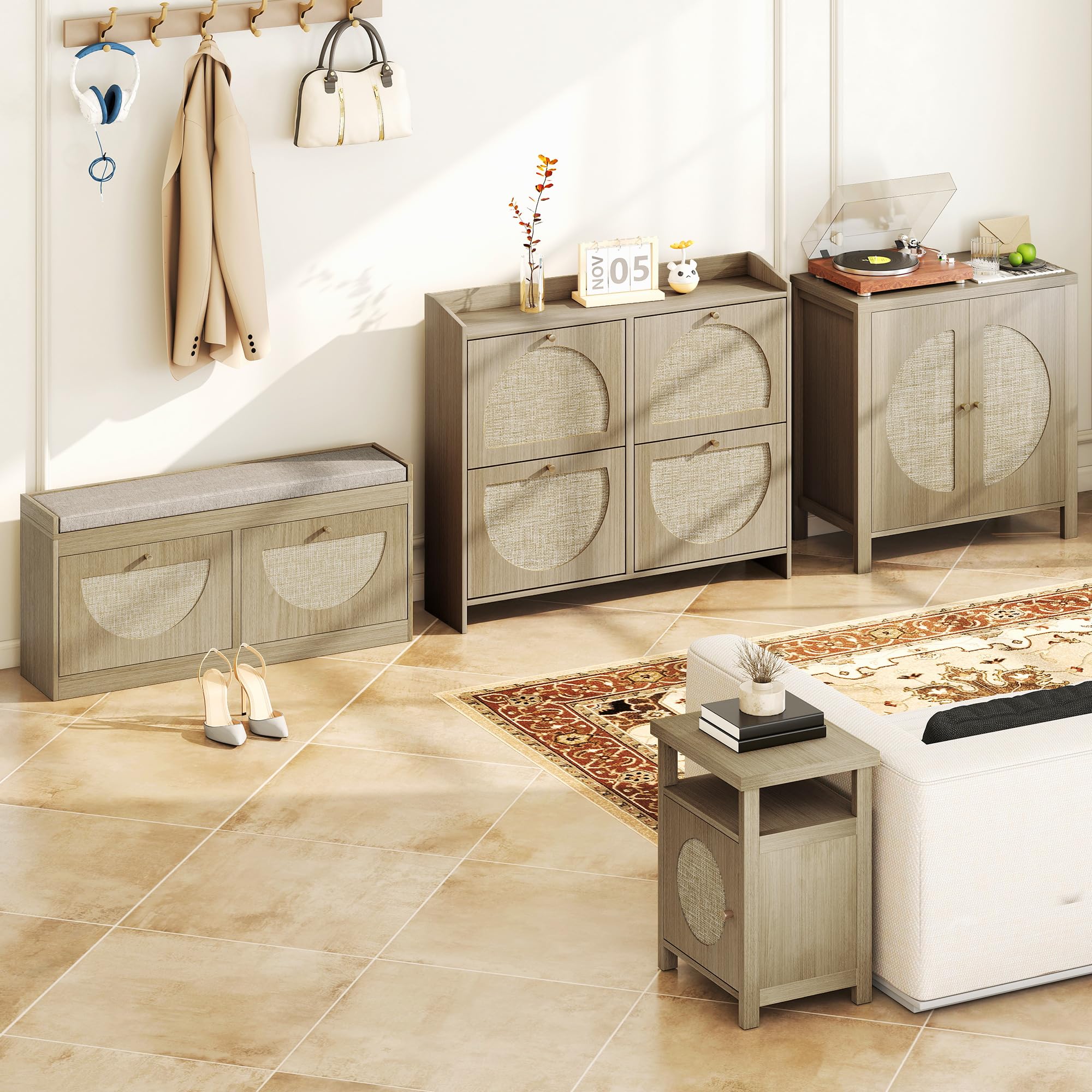 HOMCOM Banco Zapatero Bohemio con Asiento Acolchado 105x35x47 cm Natural | Banco Recibidor, Puertas Frentes de Ratán, Estante Ajustable, para 8 Pares de Zapatos, para Entrada