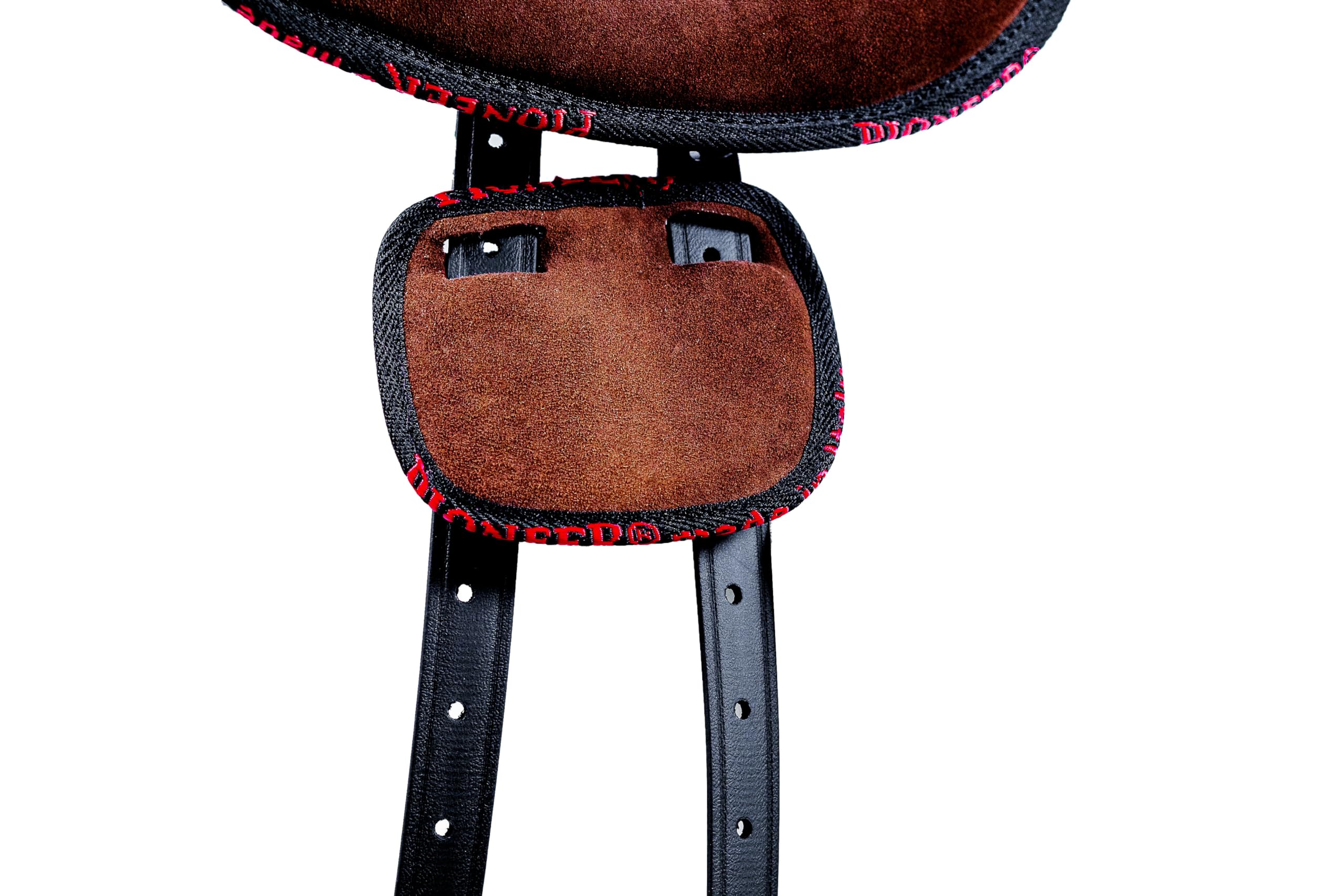 PIONEER Selle Cheval en Daim pour Monte Naturelle, Selle d'Équitation Bareback 50X45 cm avec Rembourrage en Ouate et Mousse à Mémoire - Fabriquée en Italie - avec Sangle en Néoprène - Noir