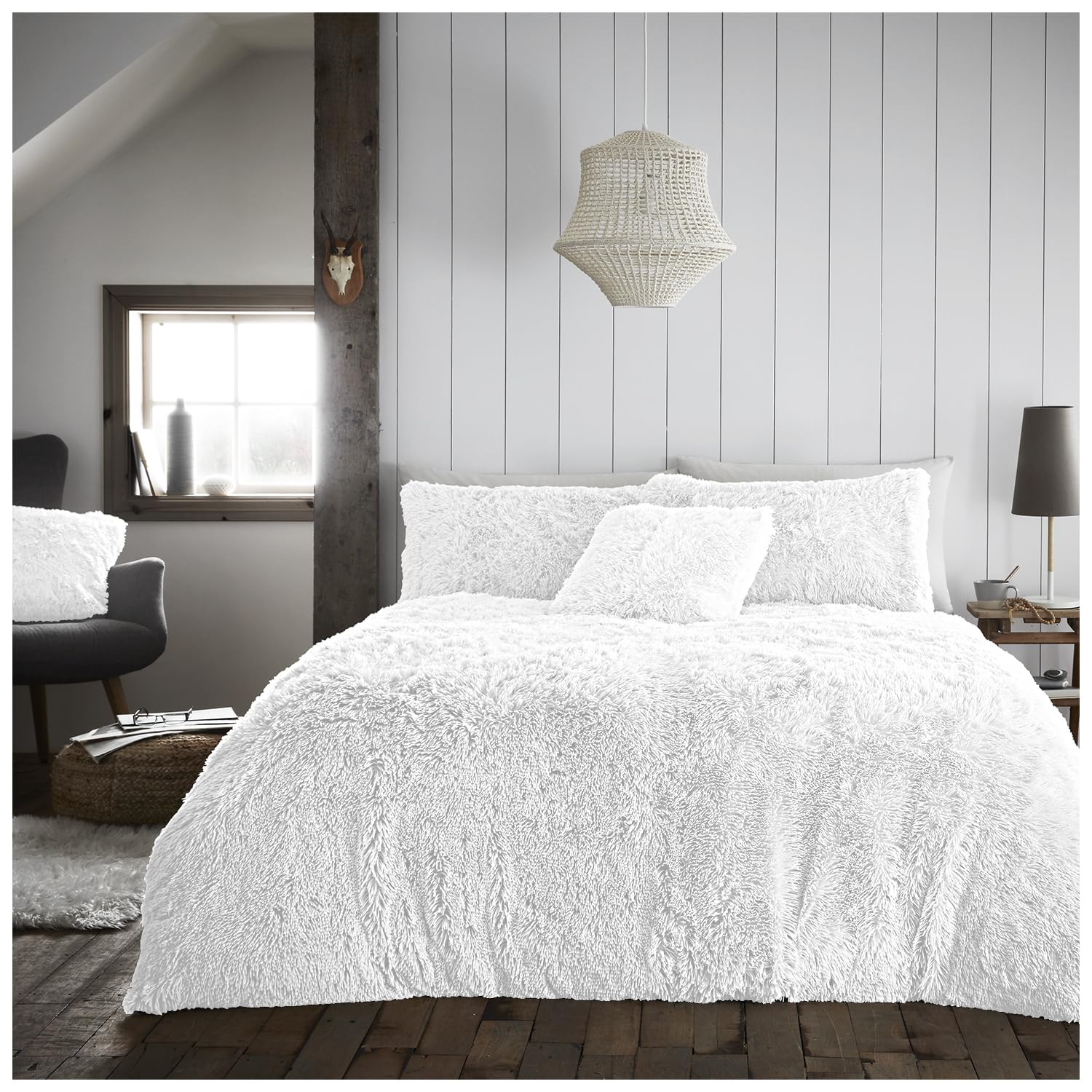 GC GAVENO CAVAILIA Teddy Fleece Hug Snug Duvet Set Single White, Super Soft Fluffy Cosy Warm Bedding, 2 Piece Bedset (137x200 cm), Easy Care DuvetCover Bedlinen, 1 Quilt Cover and 1 Pillow Case