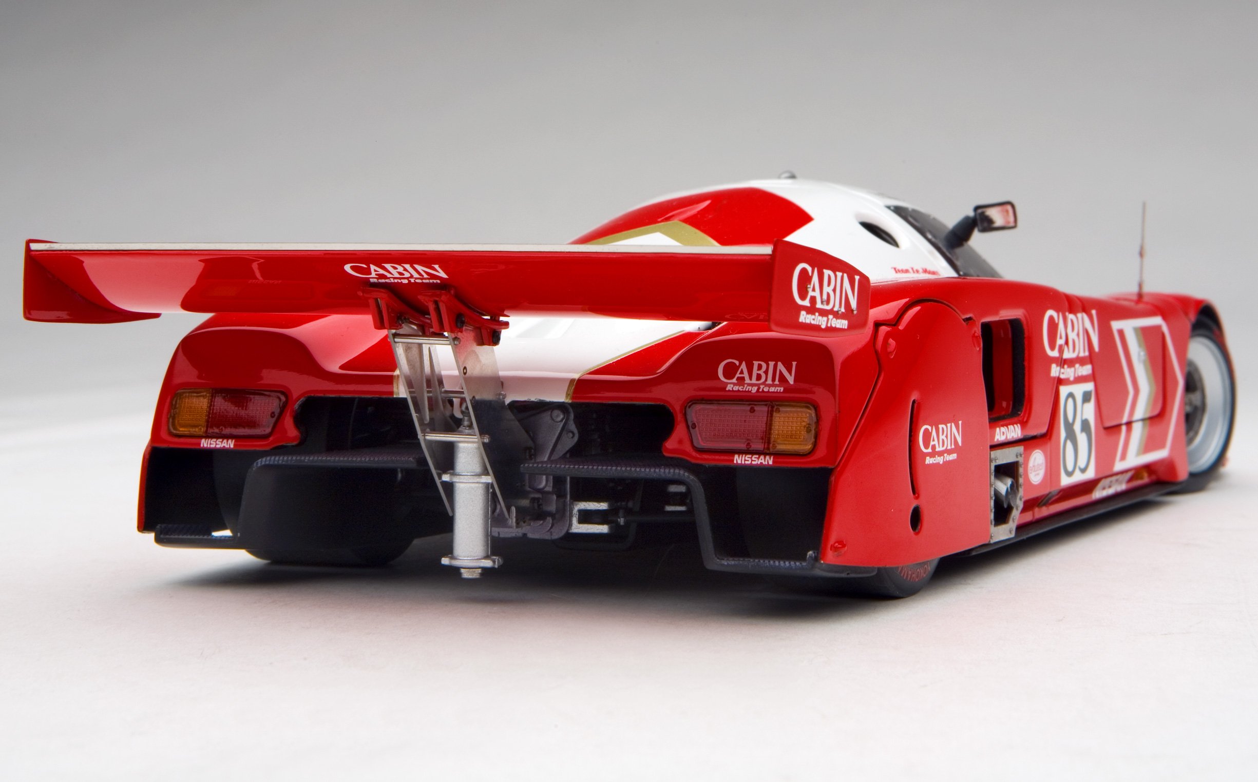 ＣＡＢＩＮ ＲＡＣＩＮＧミニカー Amazon | Exoto 1/18 Scale Diecast RLG88101 1990 Nissan R90V