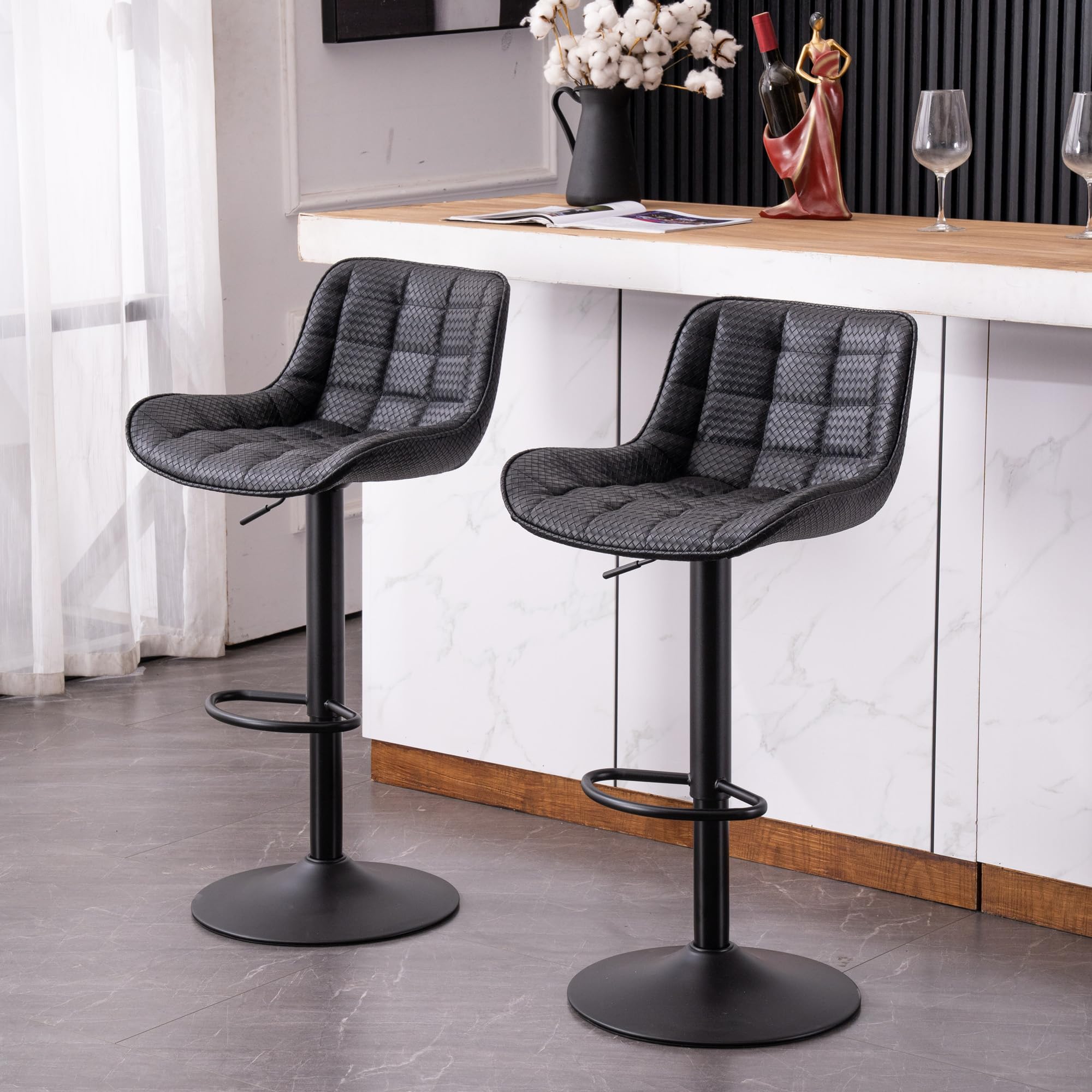 Tabourets de bar modernes noir pour îlot central de cuisine