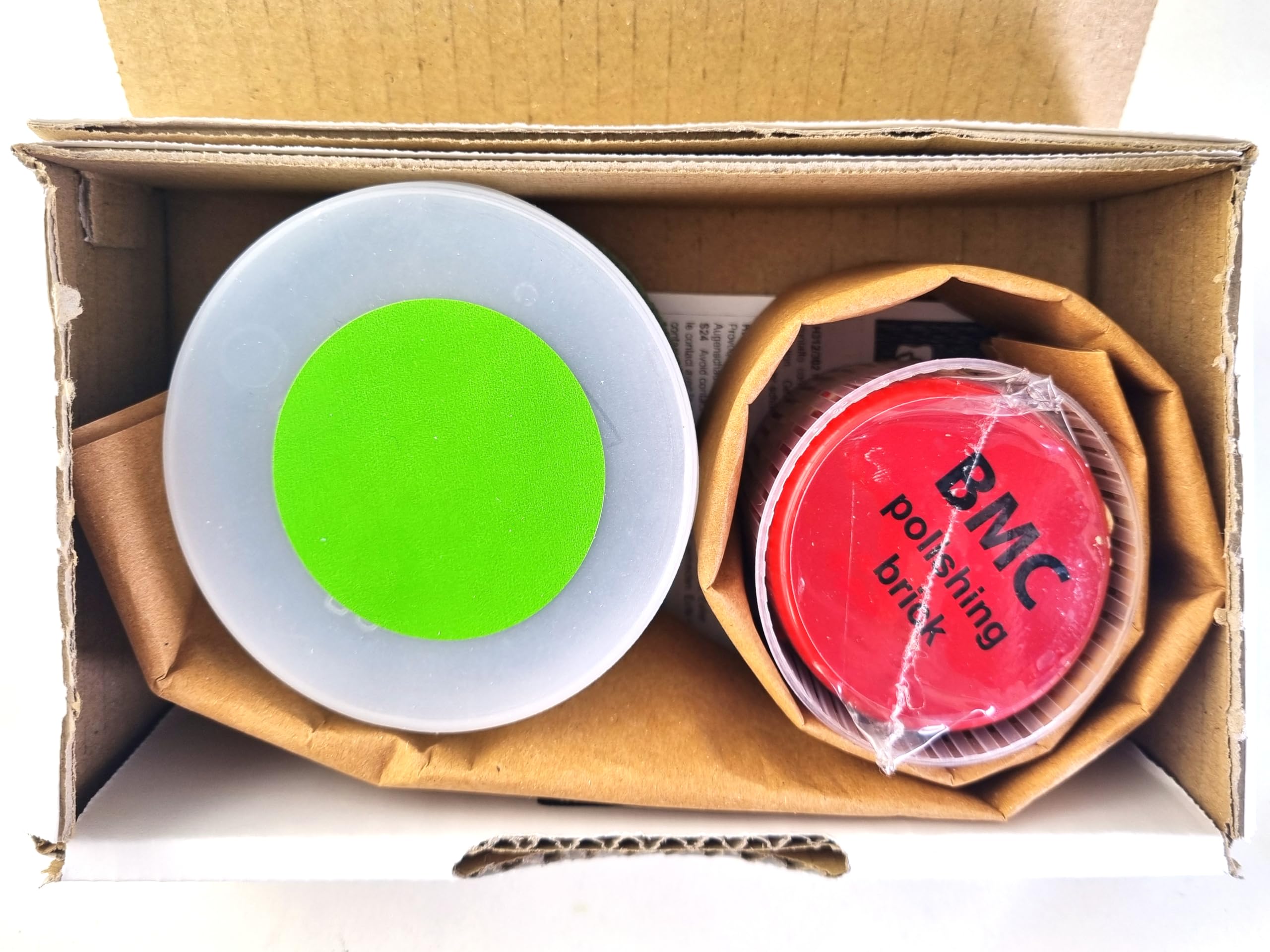 BMC Super Polish Universal Kit for removing matte and light corrosion marks on natural and factory stones, with very fine diamond pads and special polishing agent for marble