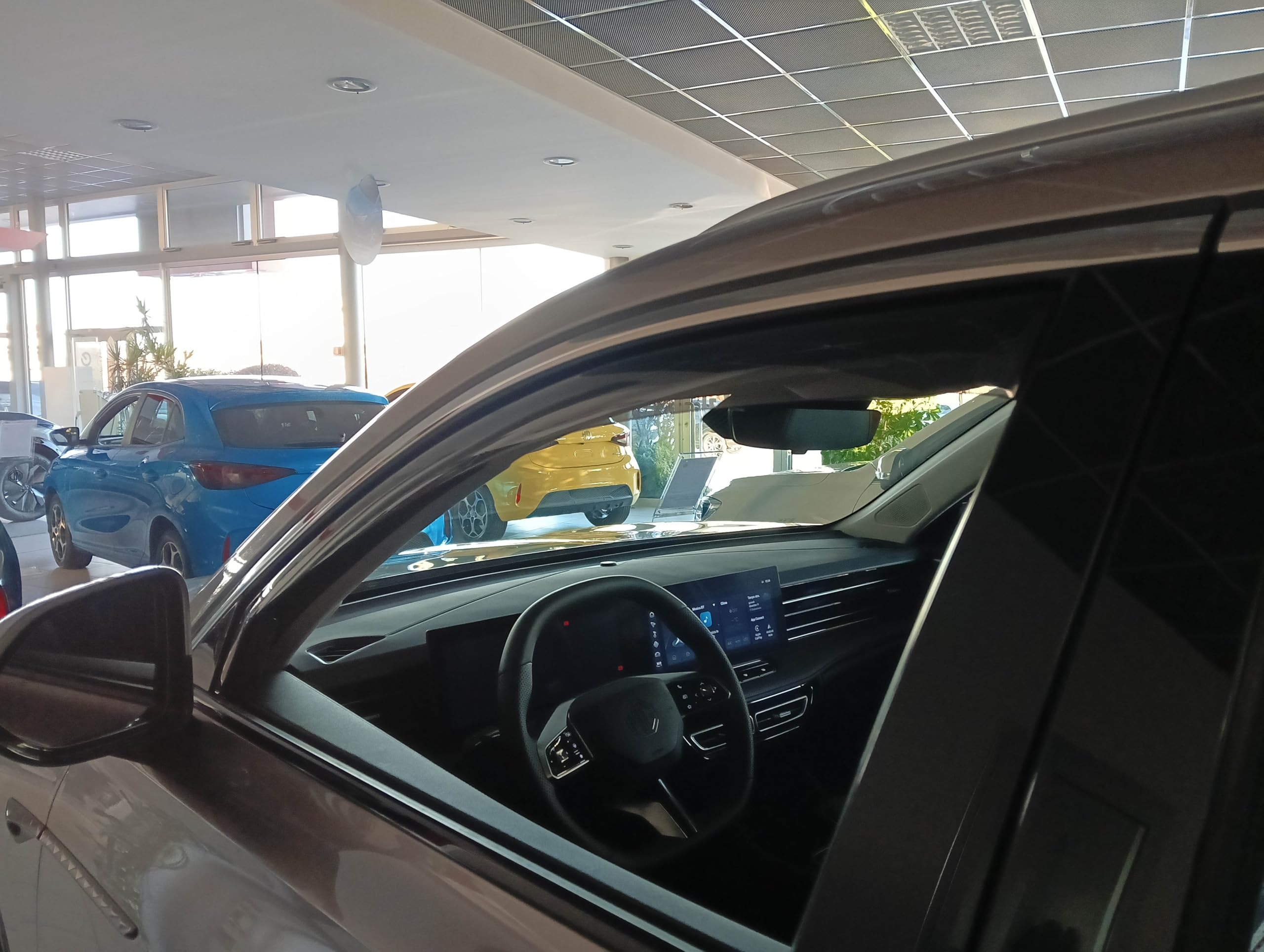 Deflectores Compatibles con MG HS | 2025+ (2ª Gen) - Vidrio Acrílico Duradero - Derivabrisas Delanteros y Traseros Ahumados para Ventanillas - Instalación Interior (Delanteros y Traseros)