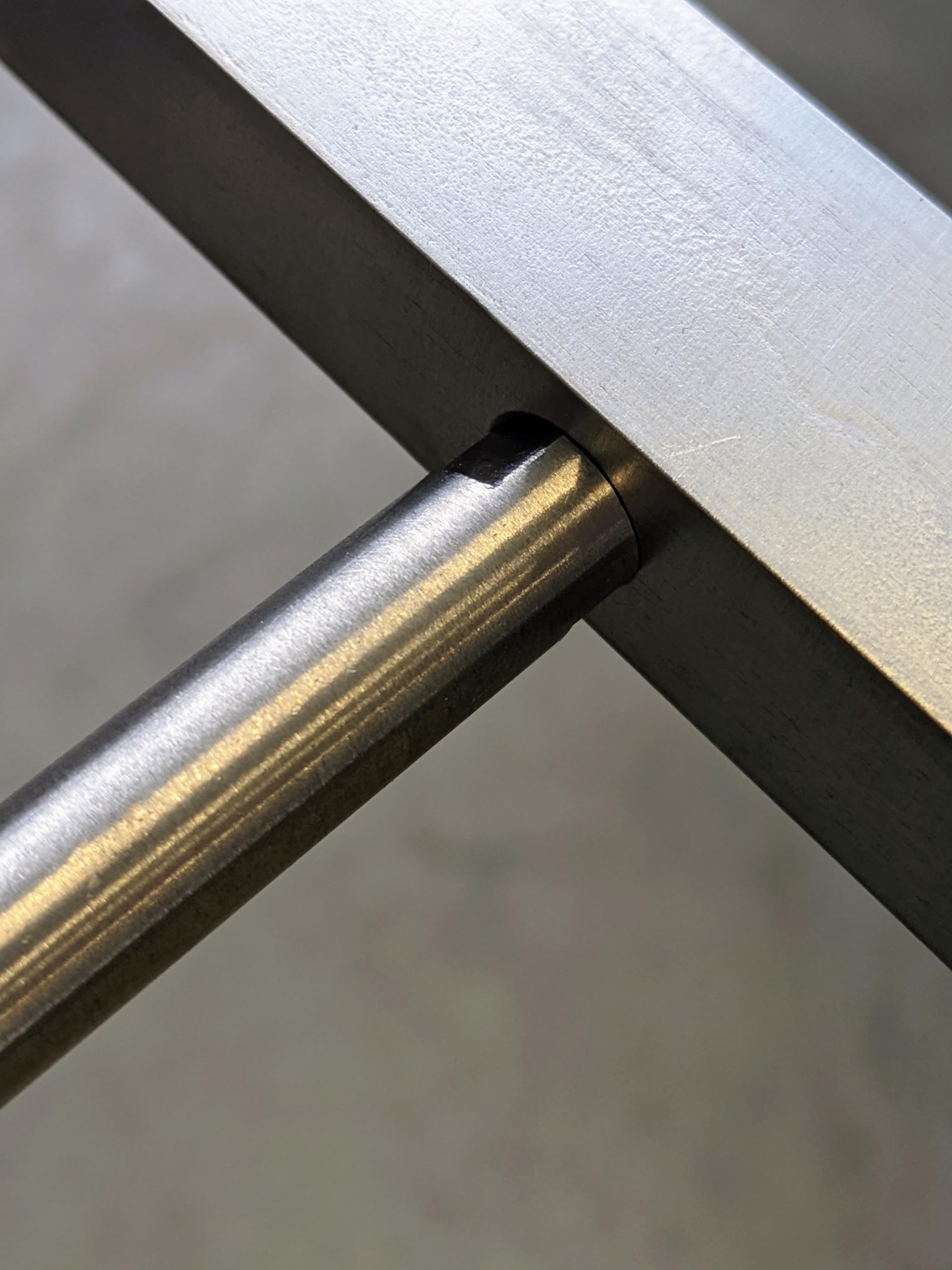 Rasenkralle Tiefenlocker Made in Germany – Manueller Rasenlüfter mit Vollspoons zur Bodenlockerung & Aerifizierung, Robustes Gartenwerkzeug gegen Bodenverdichtung für gesunden dichten Rasen