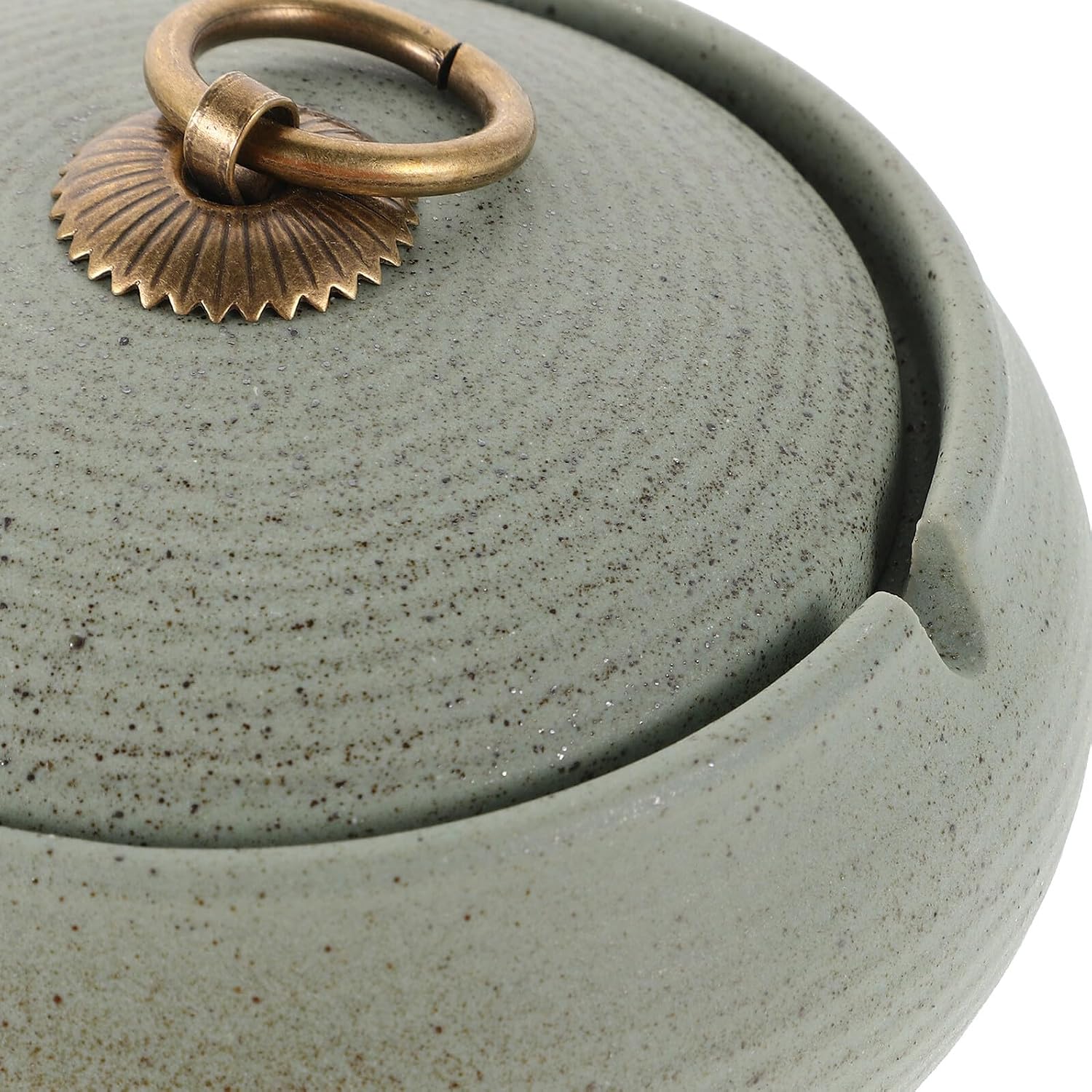 Modern Ceramic Ashtray with Lid for Outdoor and Indoor Use Windproof Covered Ash Tray for Patio Living Study Easy to Clean and Home Decor in Light Green