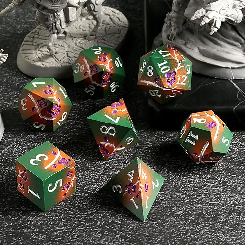 Miniatura 58 de DNDND - Juego de dados de metal para D&D, 7 dados DND verdes con caja de metal para juegos de rol como Dungeons and Dragons y juegos de mesa verde