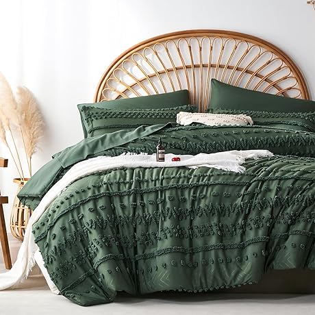 Charming 7-Piece King Size Dark Green Comforter Set for a Cozy Haven