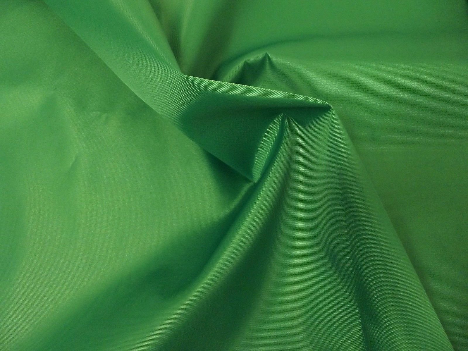 Crs Fur Fabrics Green Waterproof 4Oz Nylon Fabric Material Pu Coated - Emerald 1Mtr - 150Cmx100cm